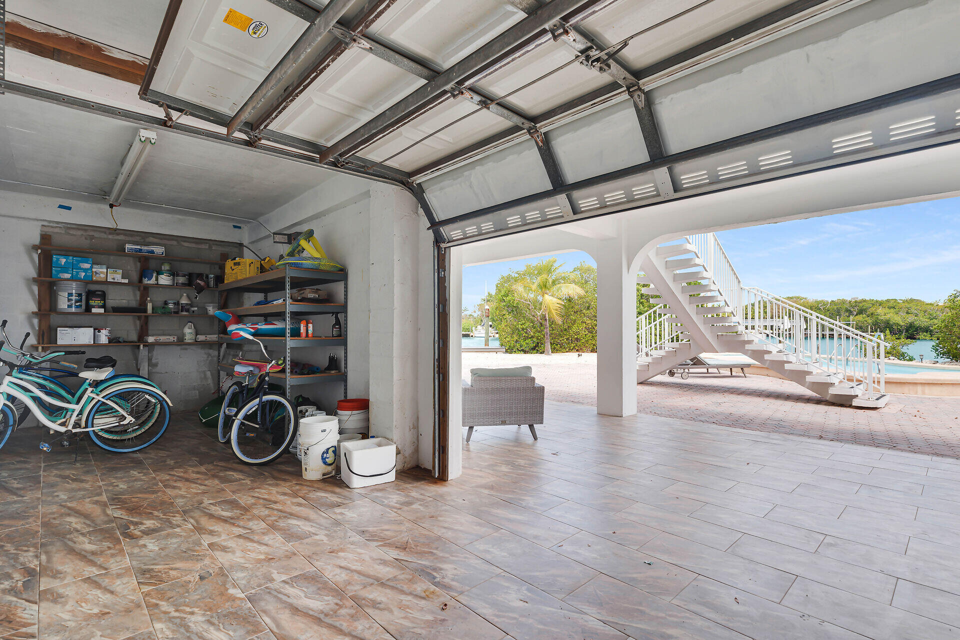 7760 Aviation Boulevard