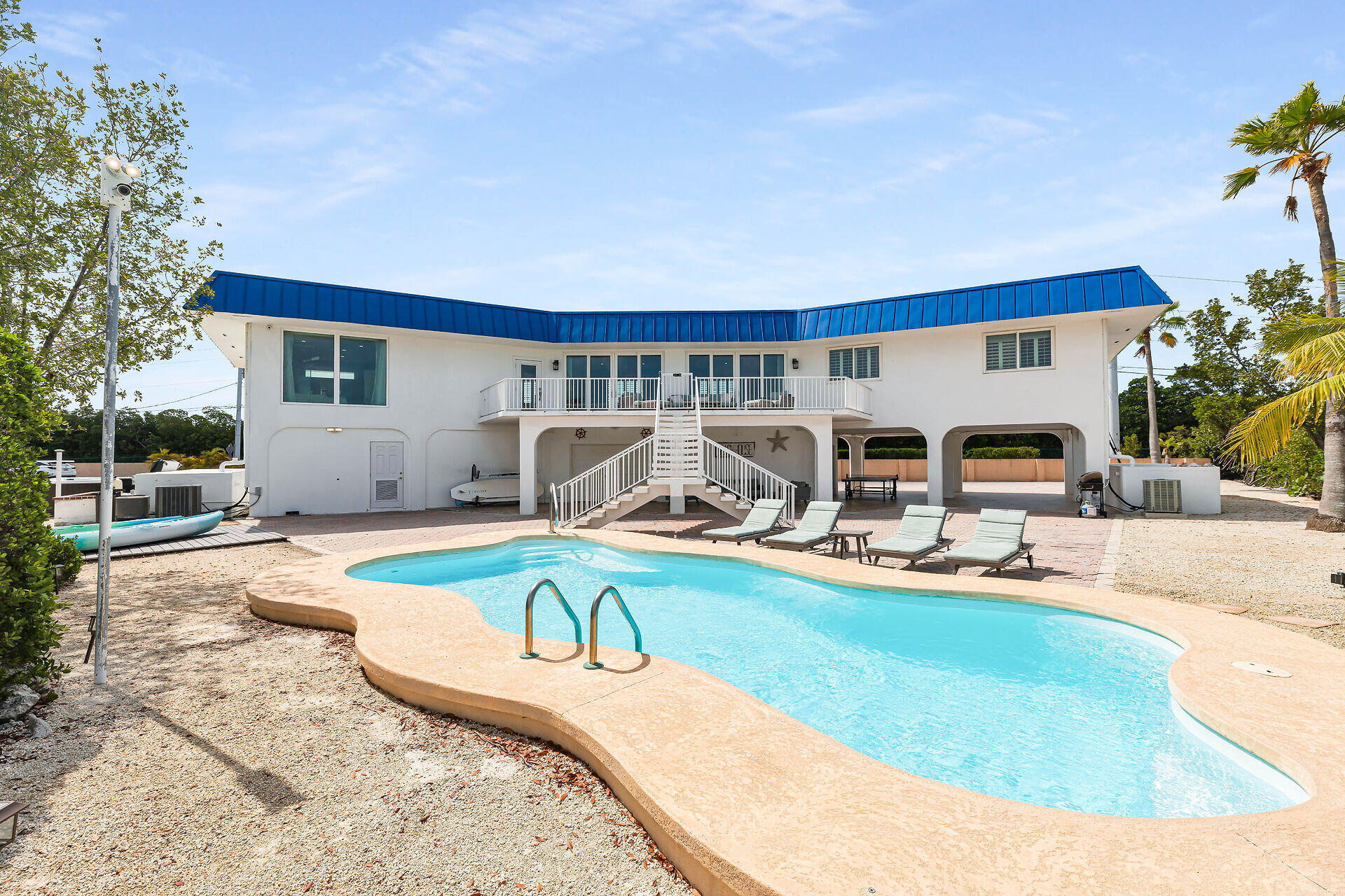 7760 Aviation Boulevard