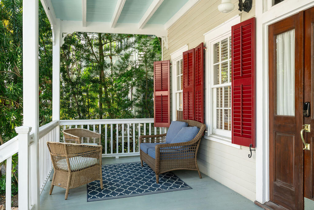 526 William Street Unit: 1