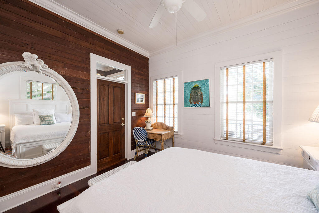 526 William Street Unit: 1