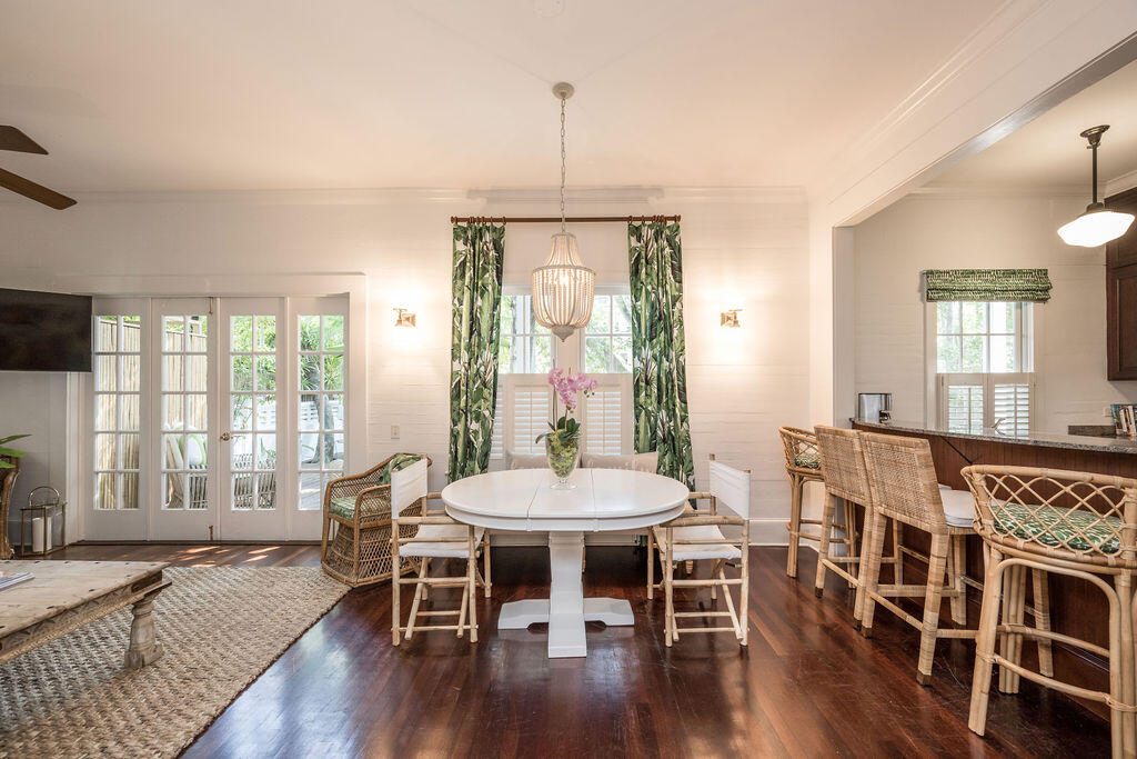 526 William Street Unit: 1