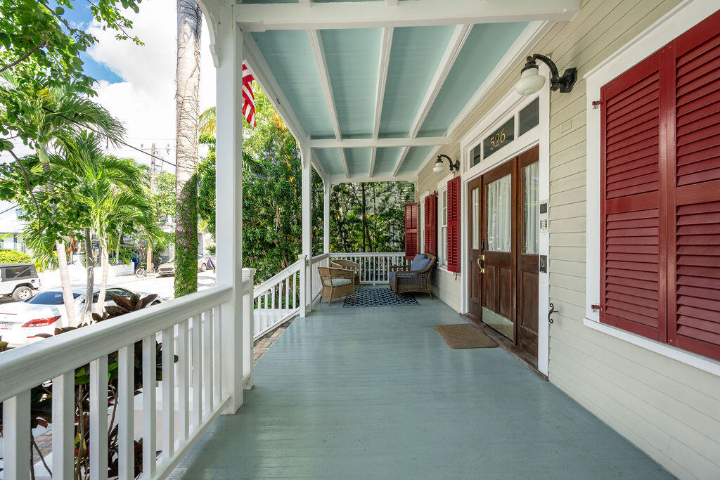 526 William Street Unit: 1