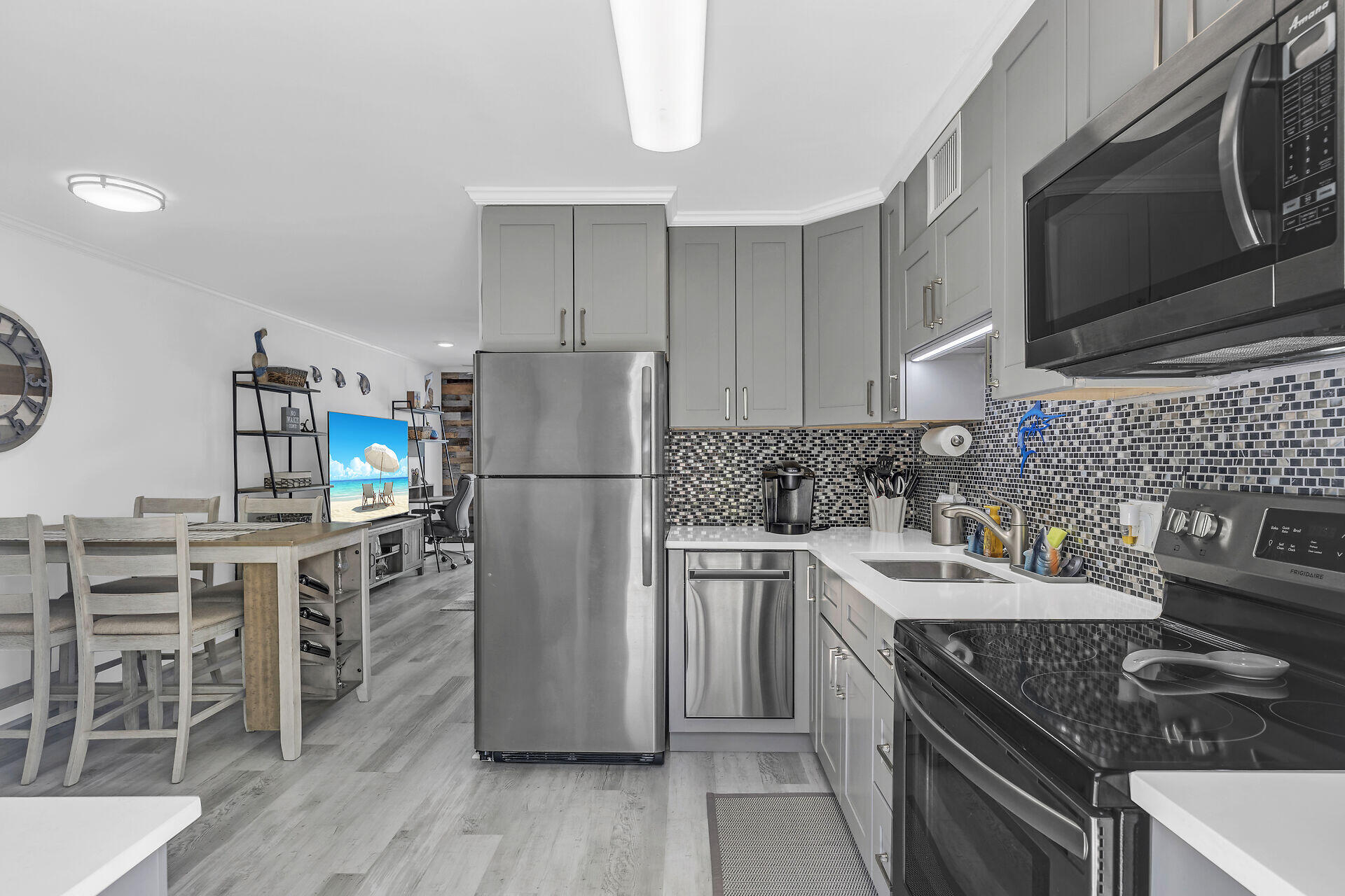1215 97Th Street Unit: 5