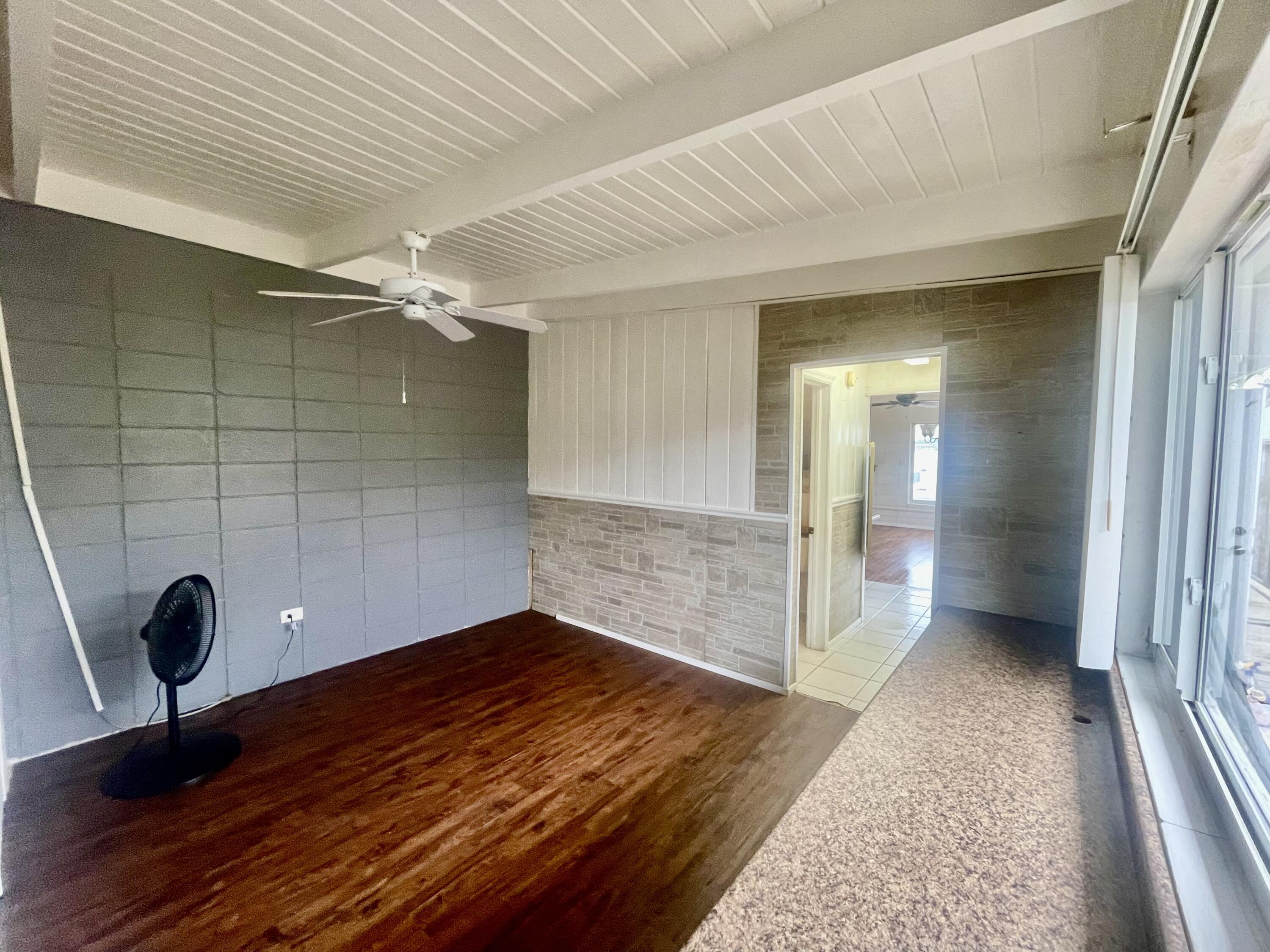 25 Sadowski Causeway