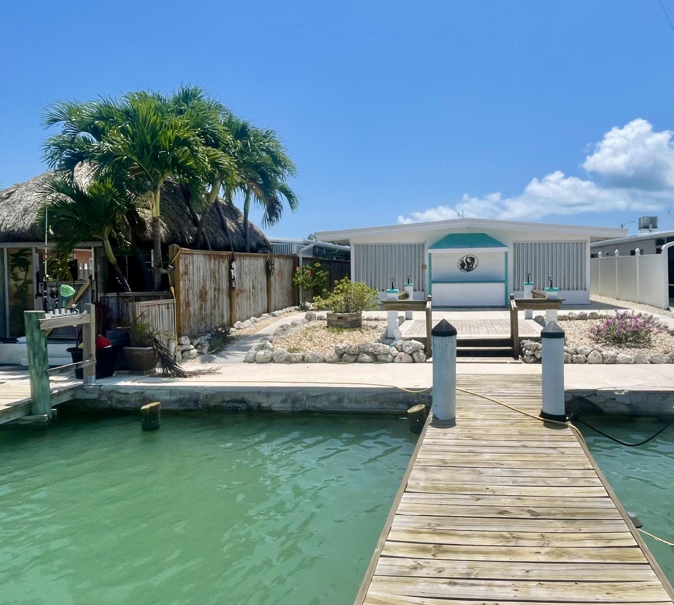 25 Sadowski Causeway