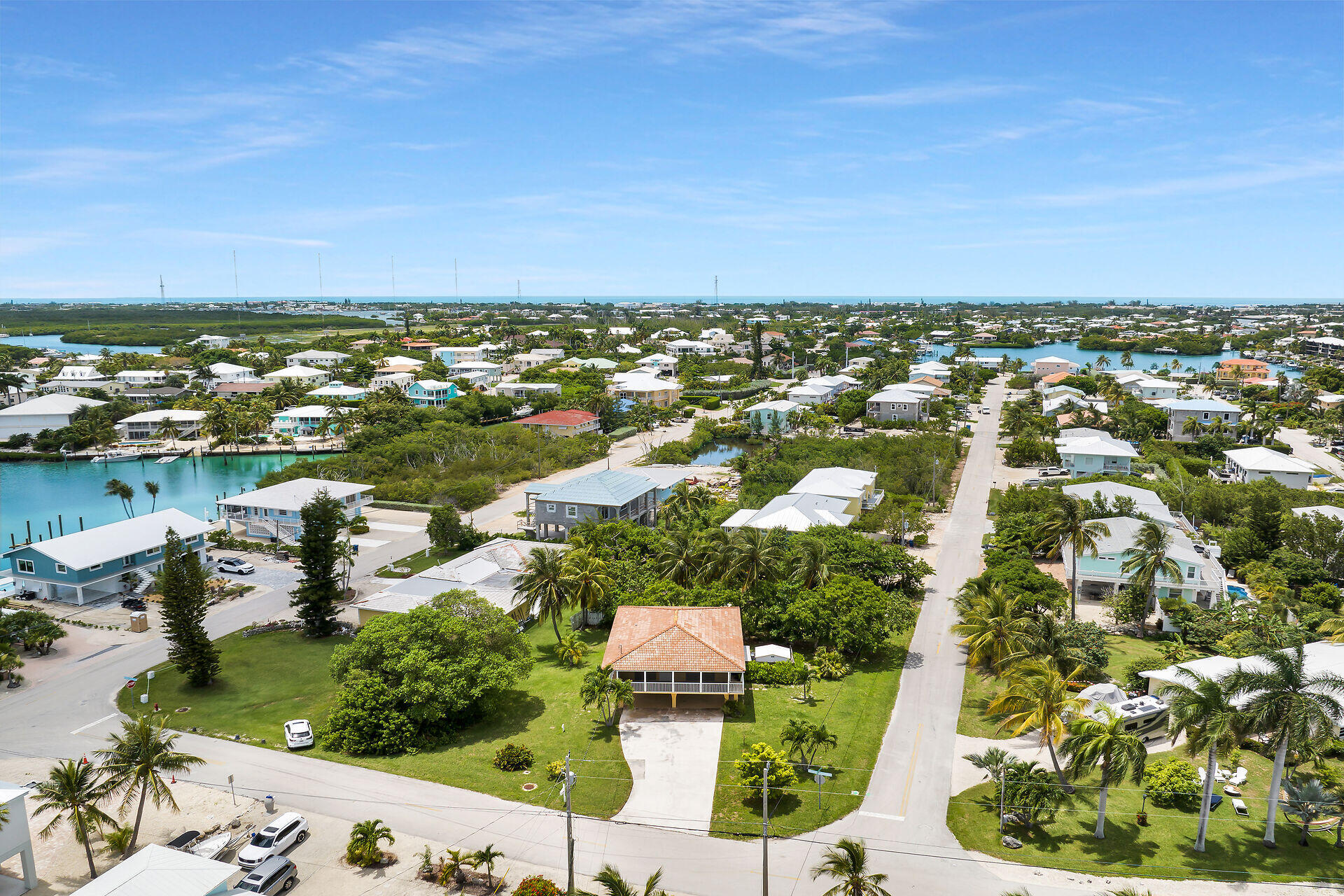 308 Calzada De Bougainvillea