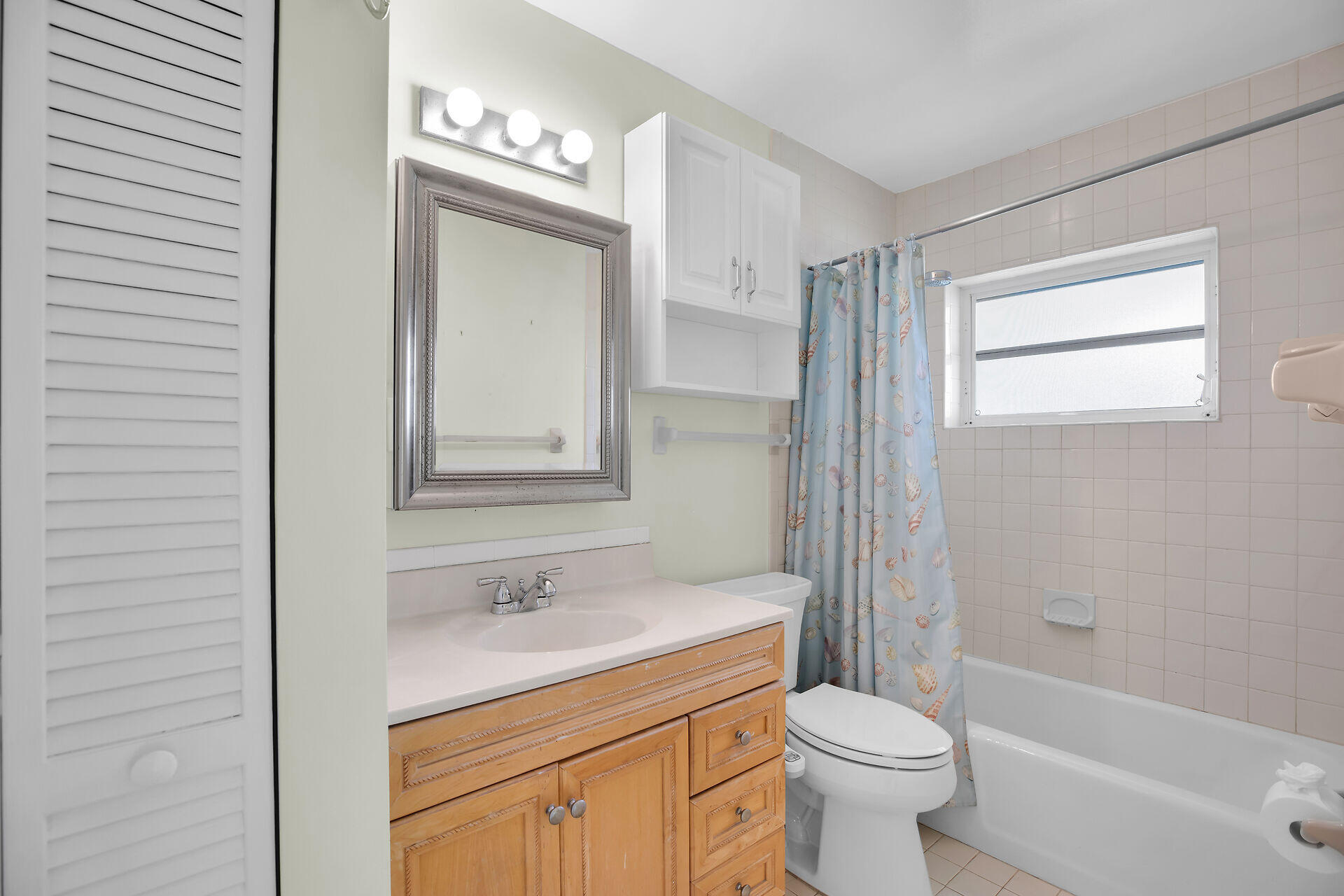 308 Calzada De Bougainvillea