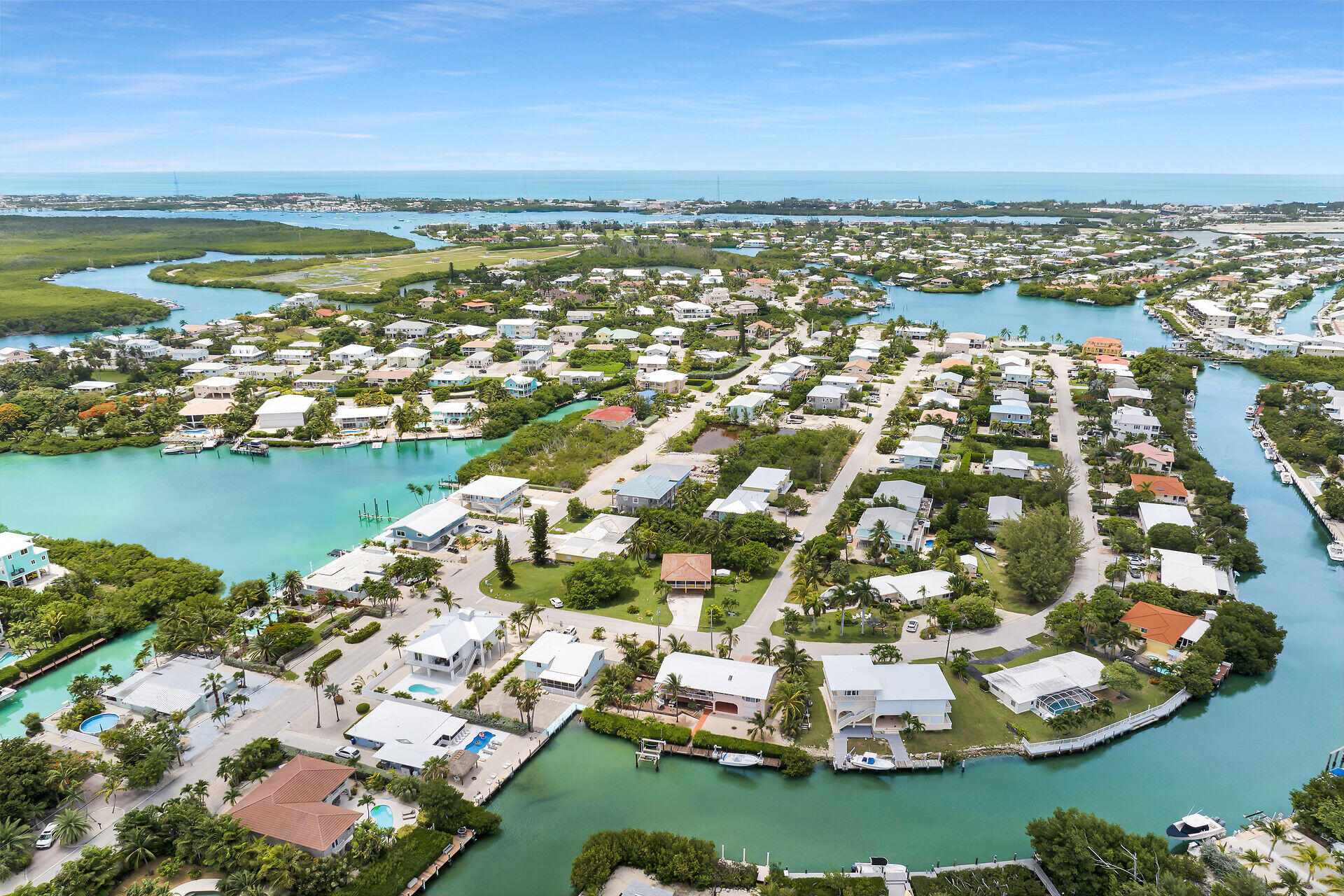 308 Calzada De Bougainvillea