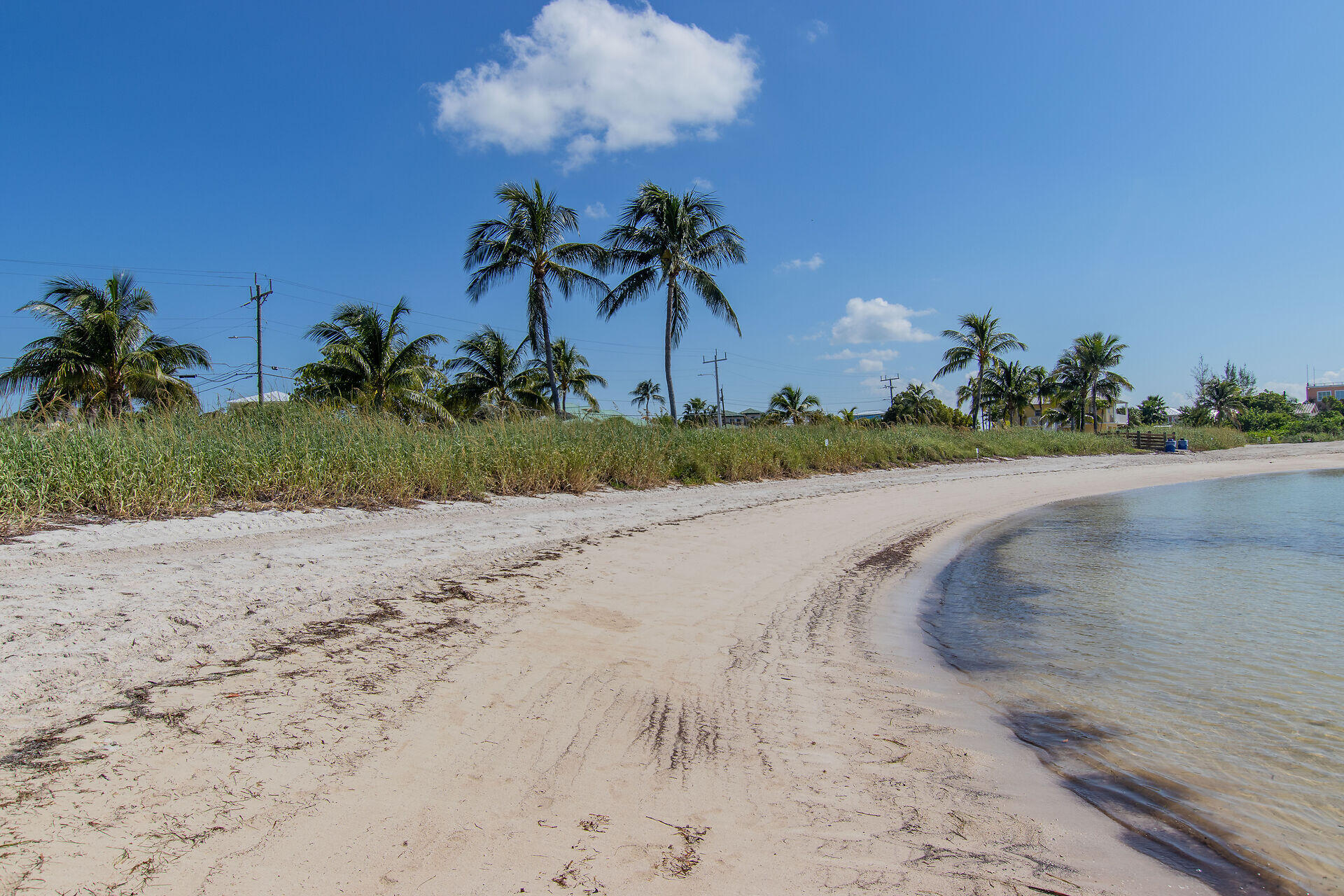 308 Calzada De Bougainvillea