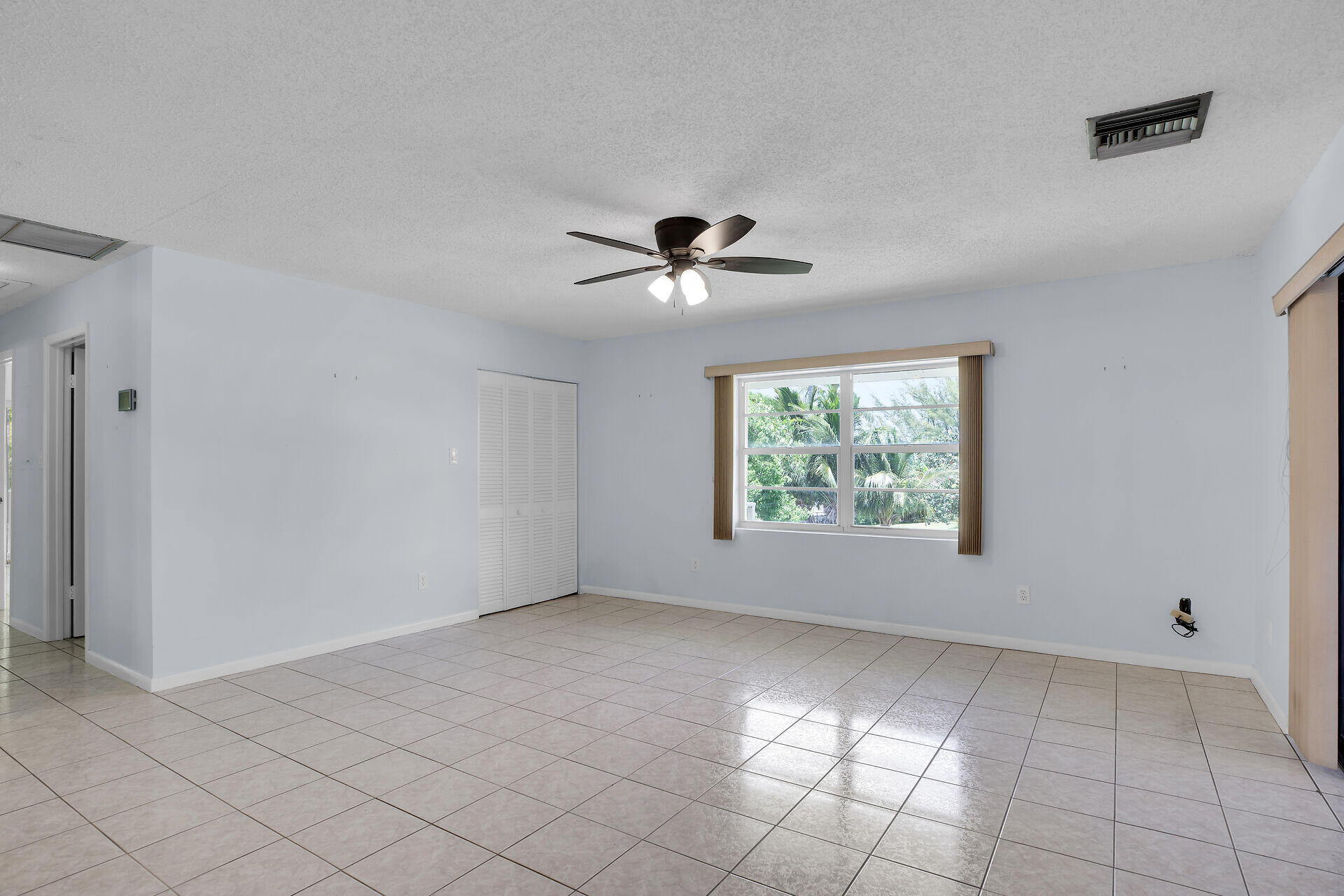 308 Calzada De Bougainvillea