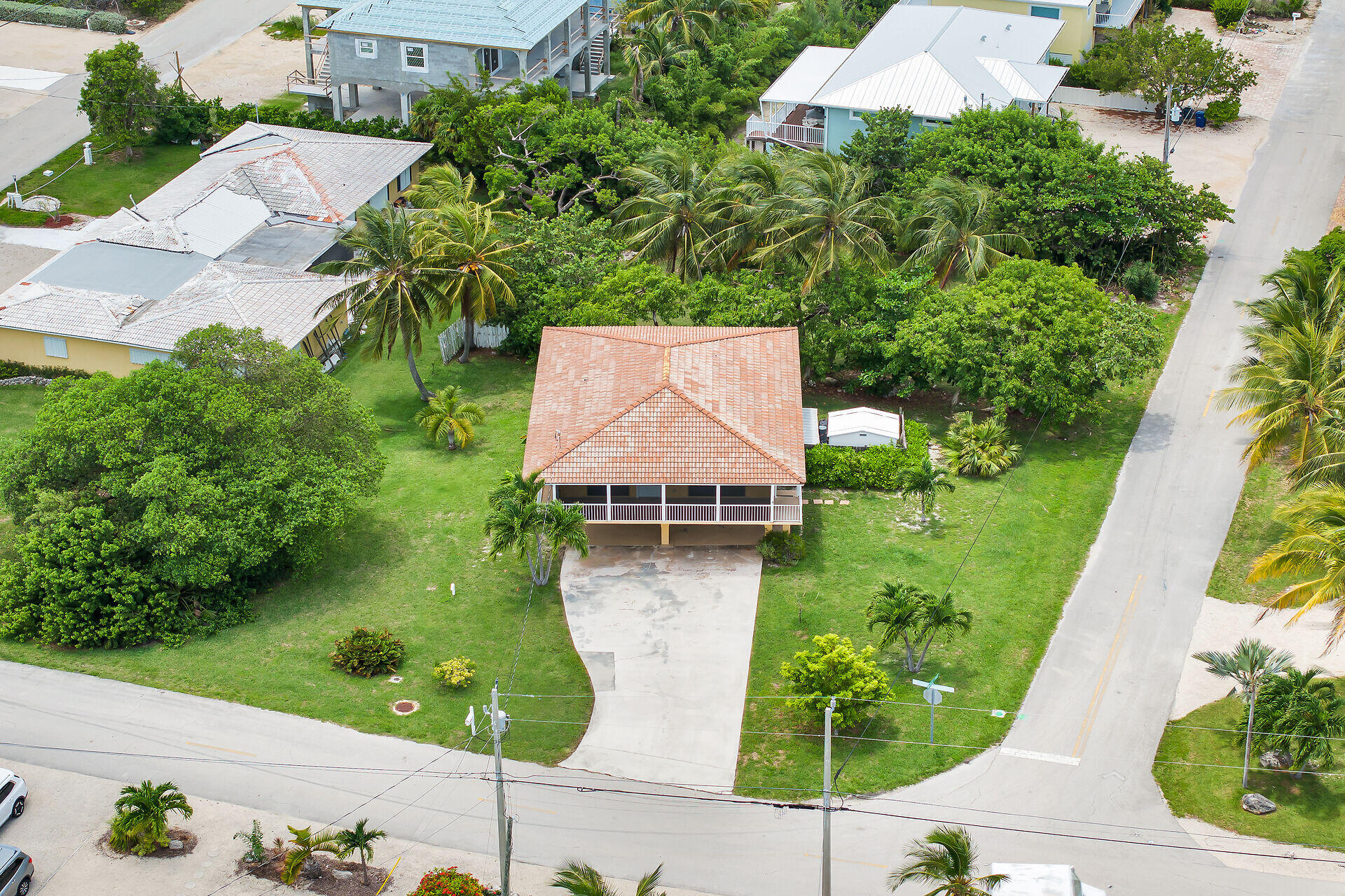 308 Calzada De Bougainvillea