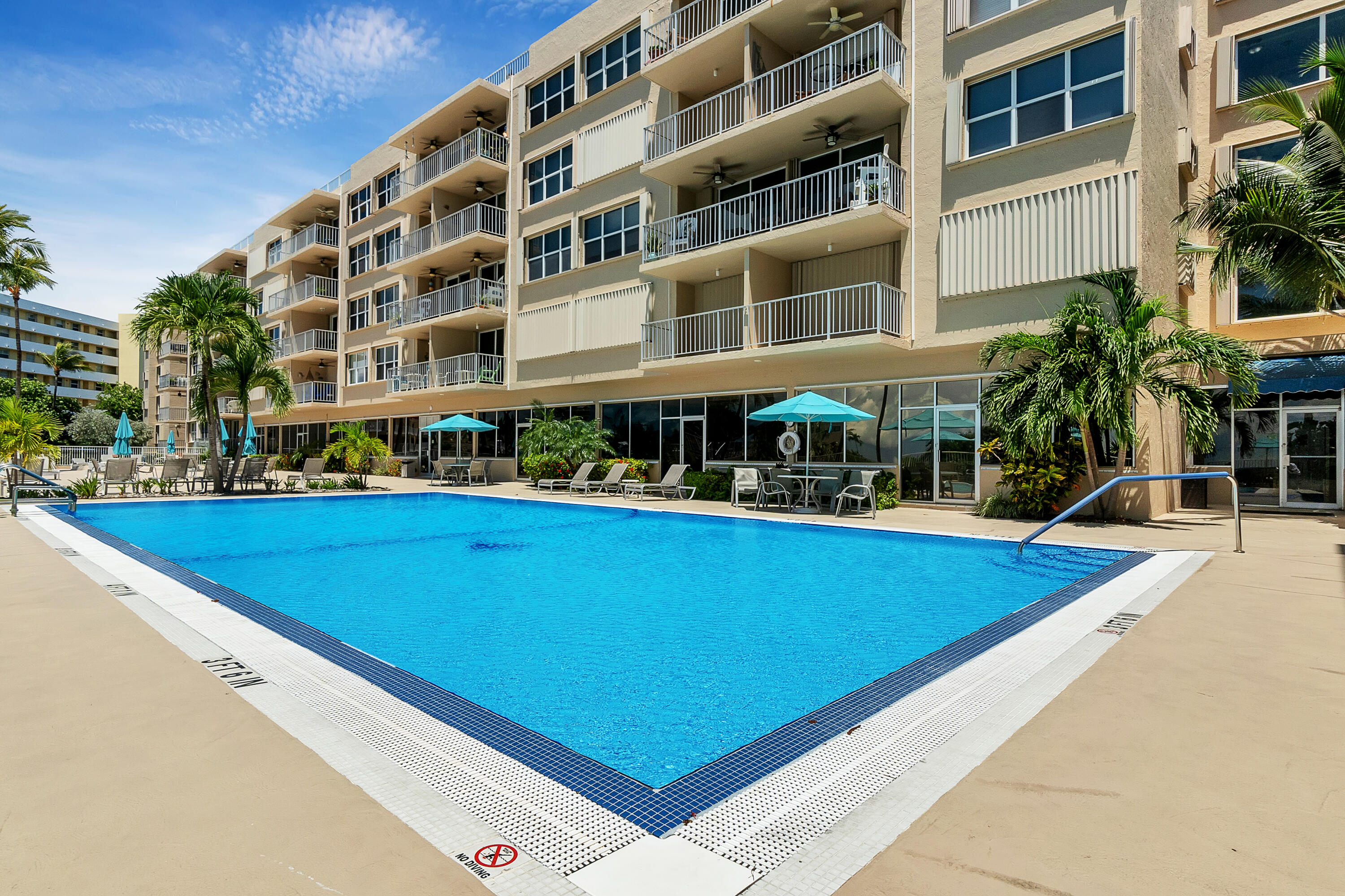 88500 Overseas Highway Unit: 502