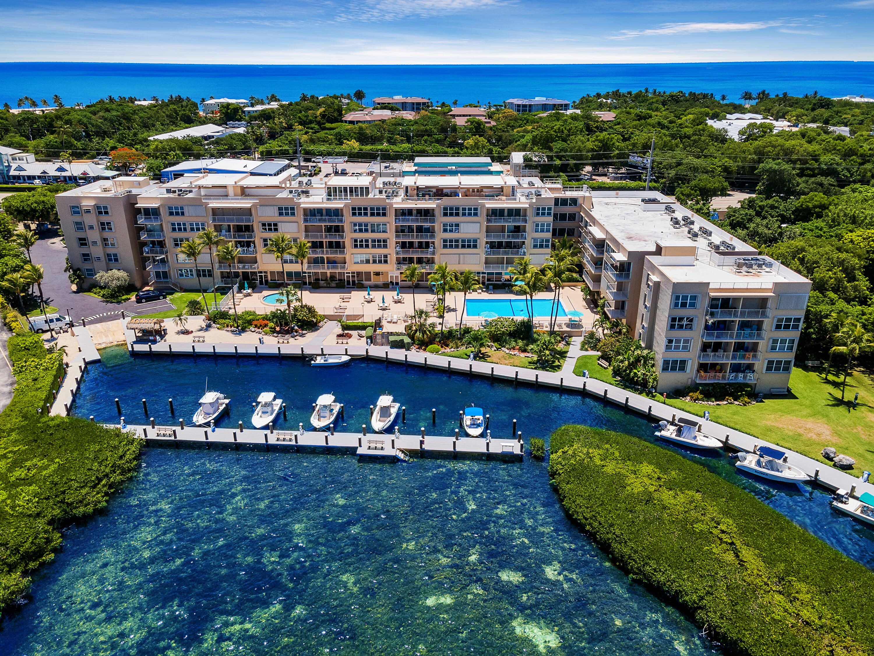88500 Overseas Highway Unit: 502