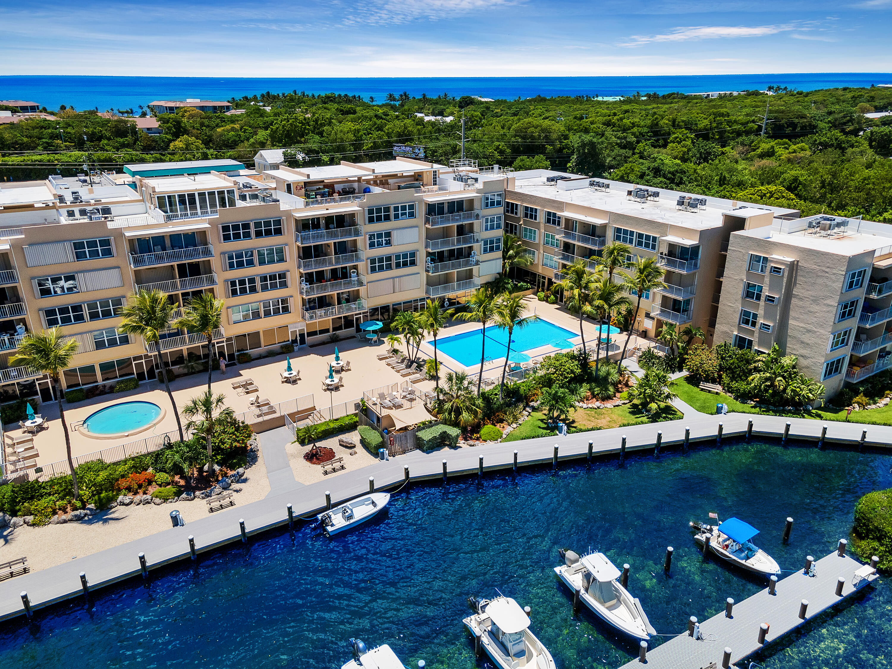 88500 Overseas Highway Unit: 502