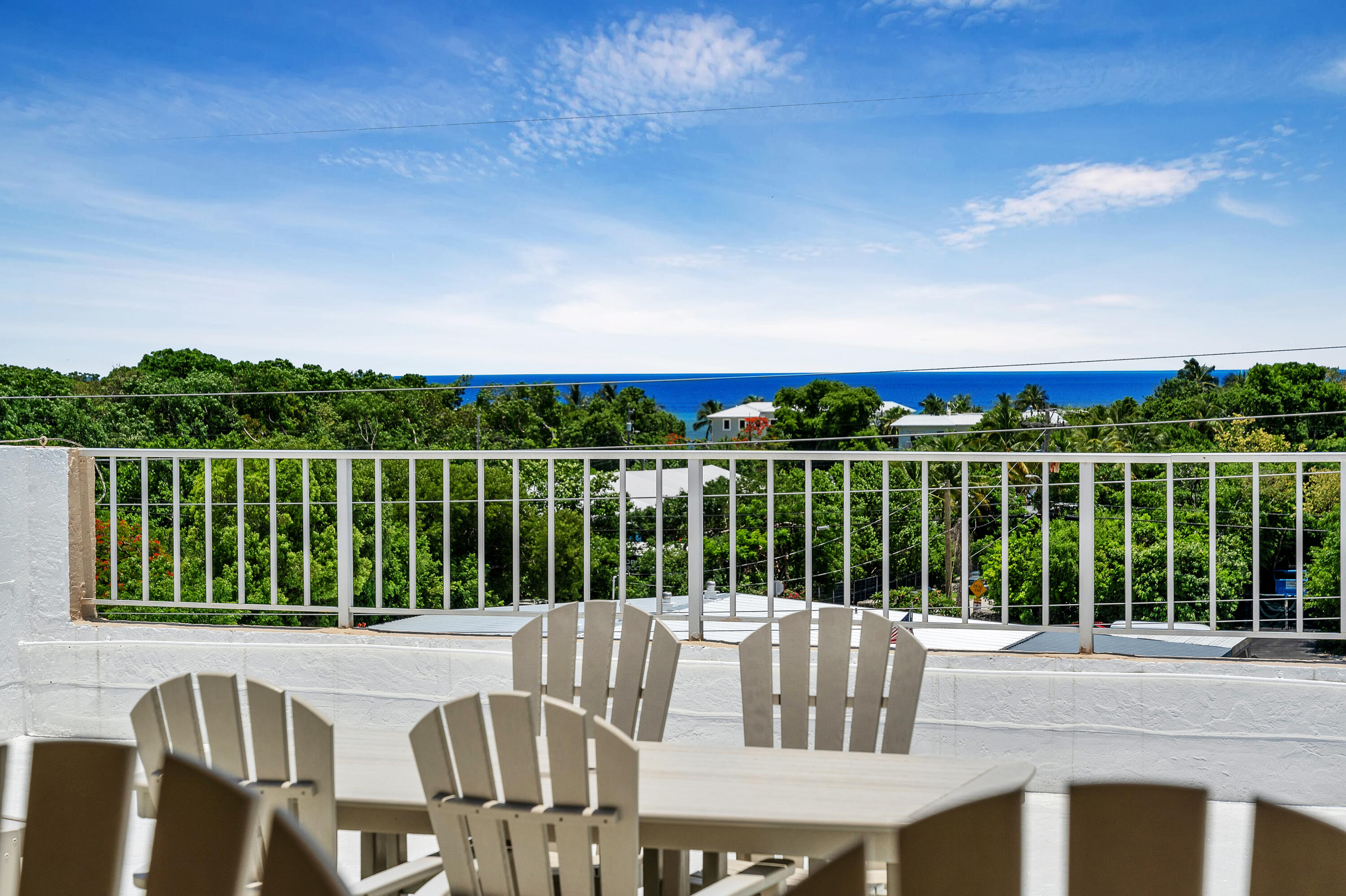 88500 Overseas Highway Unit: 502