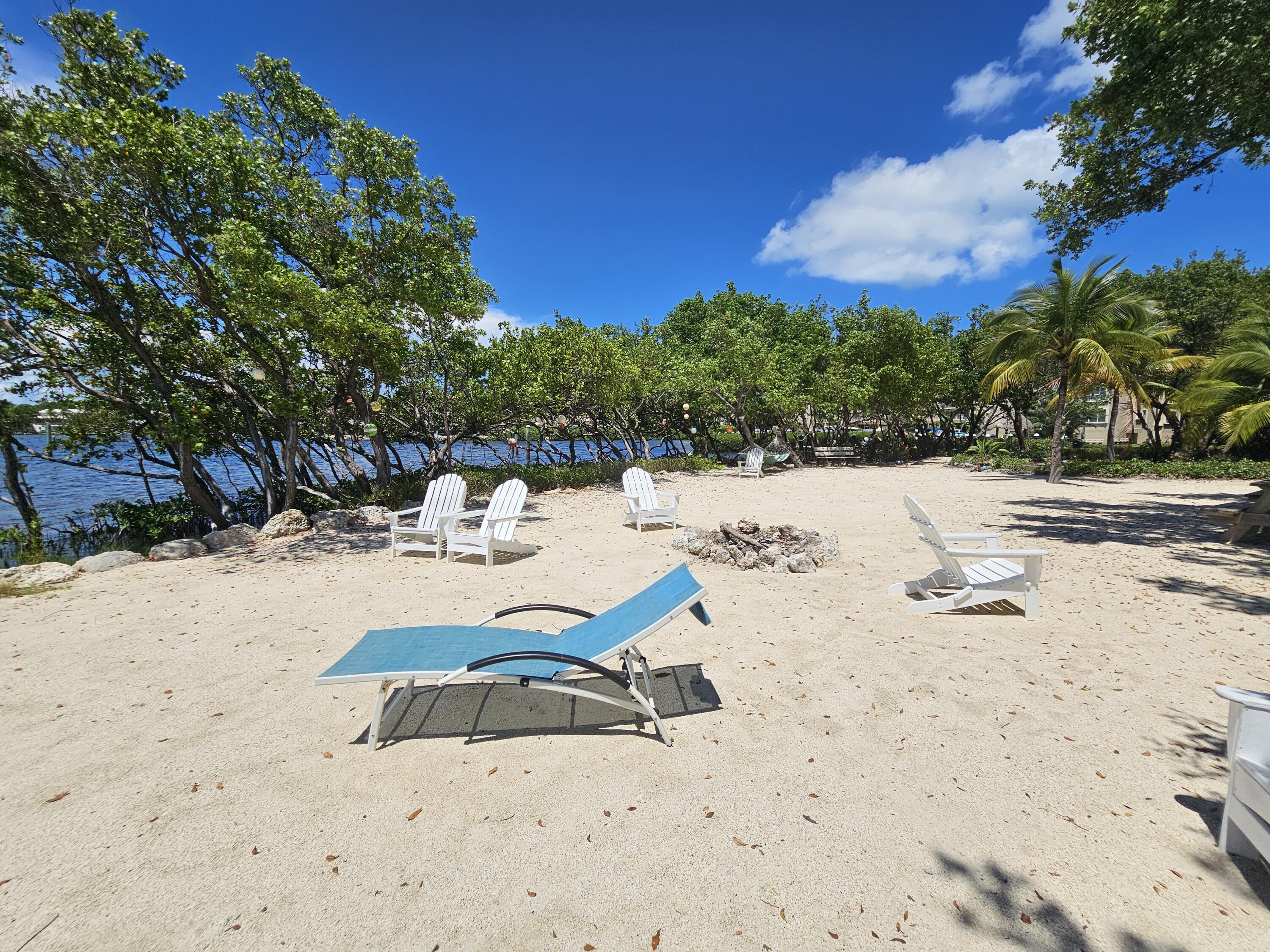 88500 Overseas Highway Unit: 502