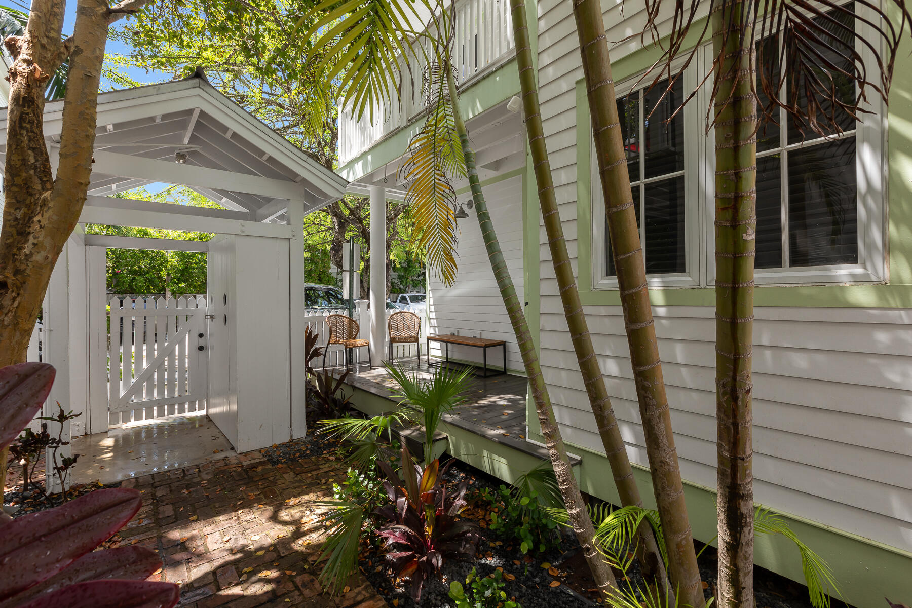 1011 Simonton Street Unit: R1