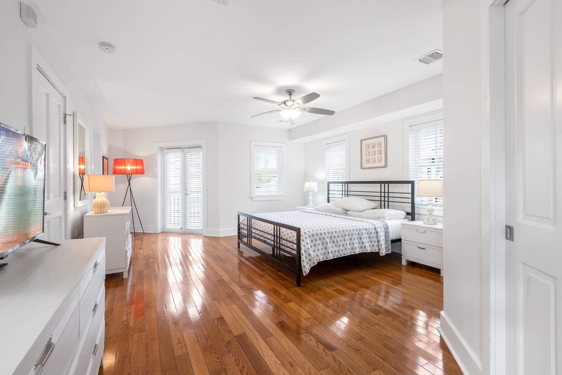 1011 Simonton Street Unit: R1