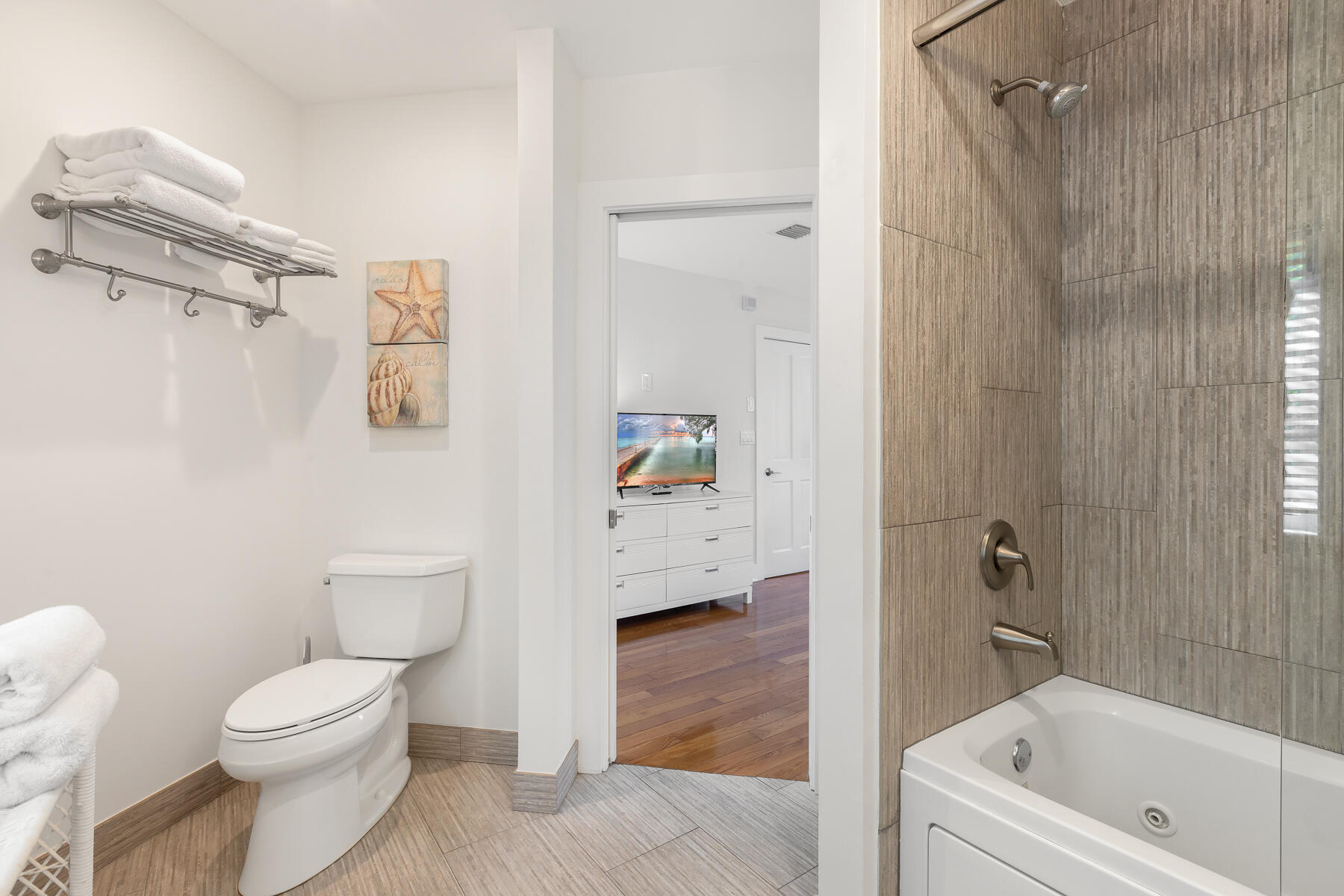 1011 Simonton Street Unit: R1