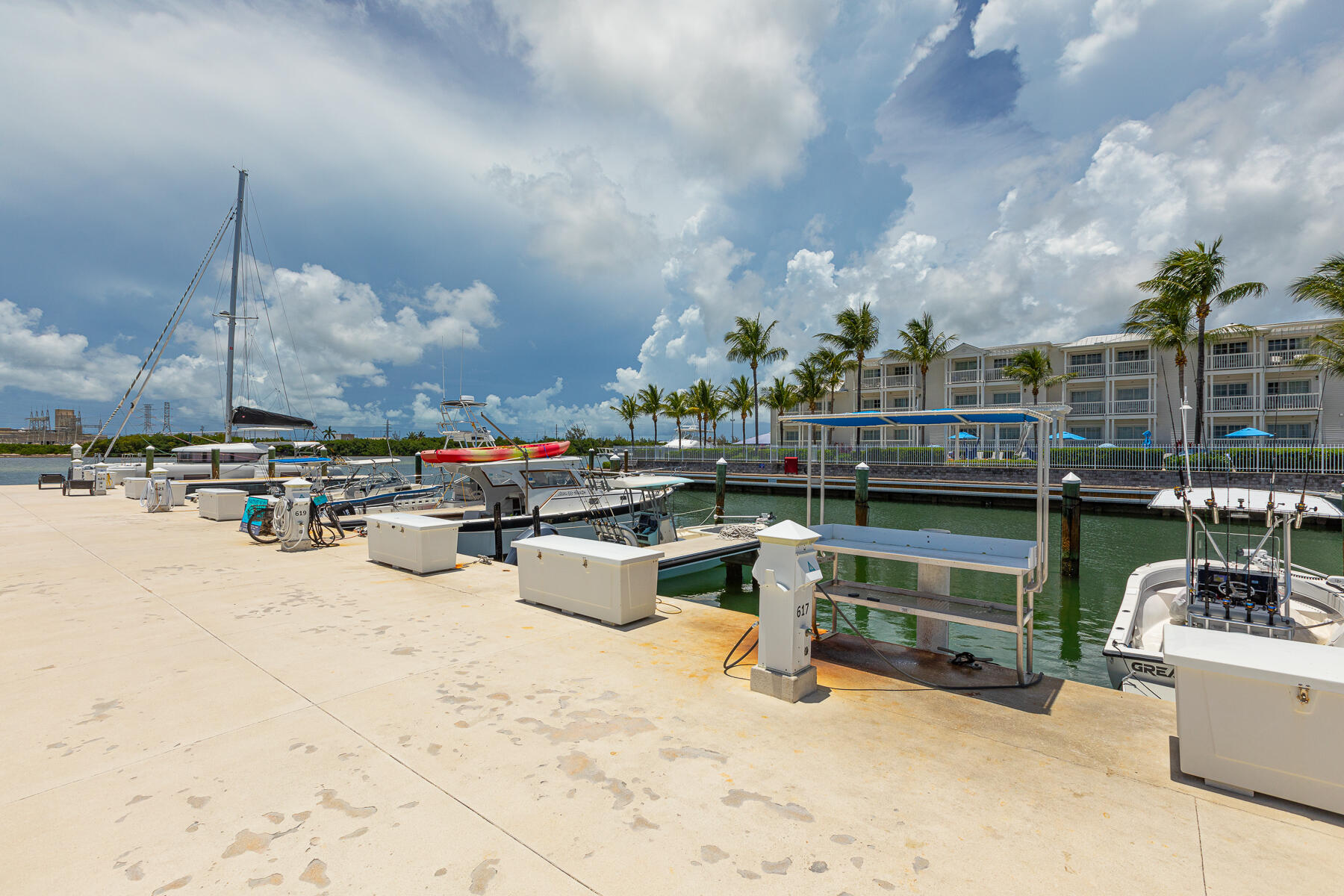 5950 Peninsular Avenue Unit: 619