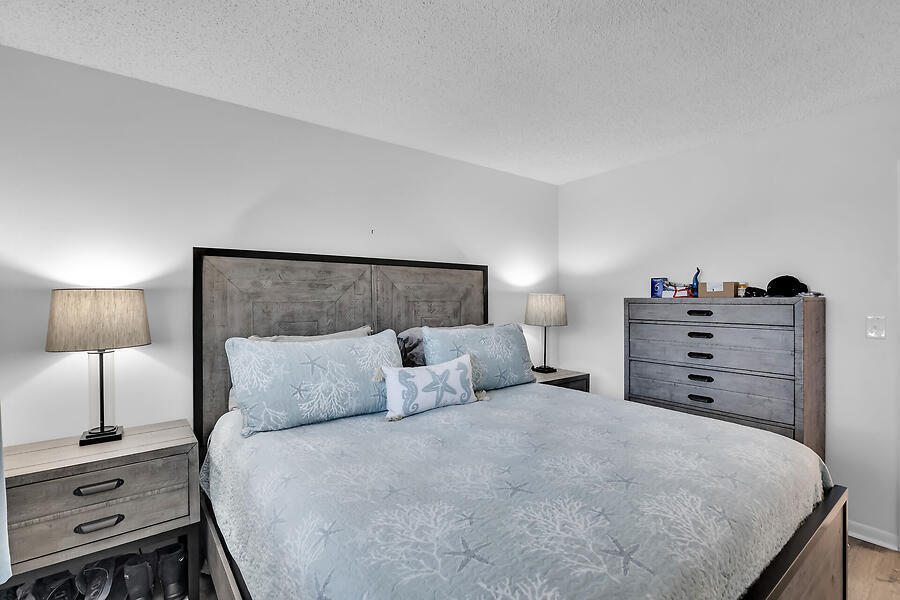389 N Anglers Drive Unit: 206