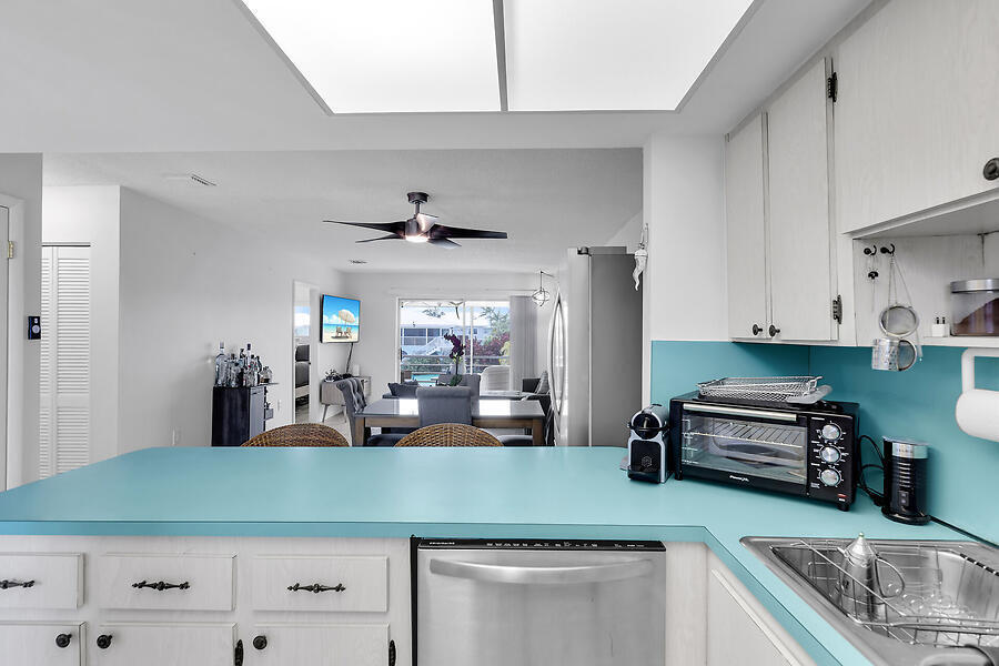 389 N Anglers Drive Unit: 206