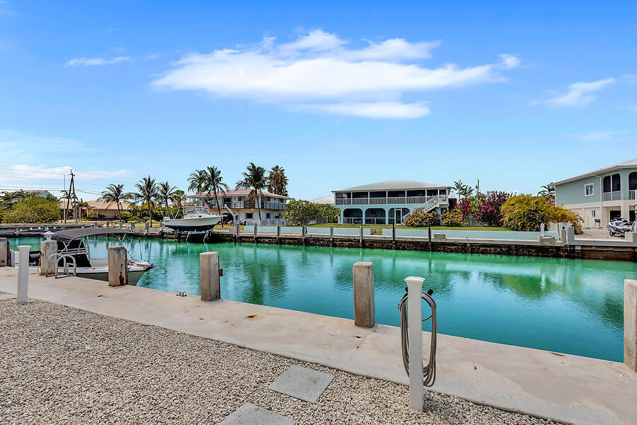 389 N Anglers Drive Unit: 206