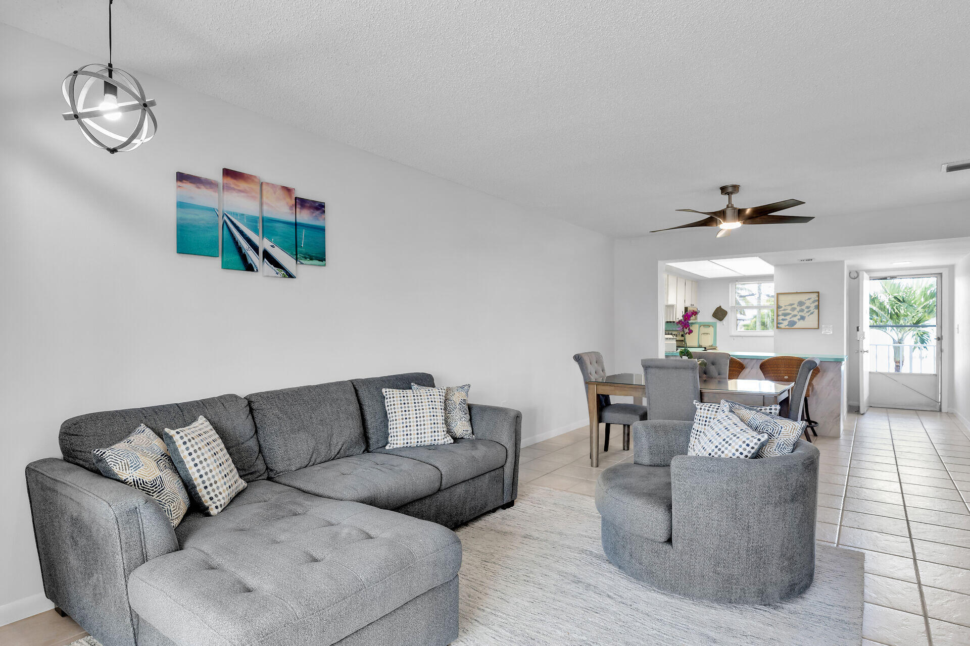 389 N Anglers Drive Unit: 206
