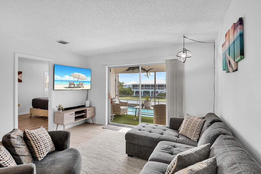 389 N Anglers Drive Unit: 206