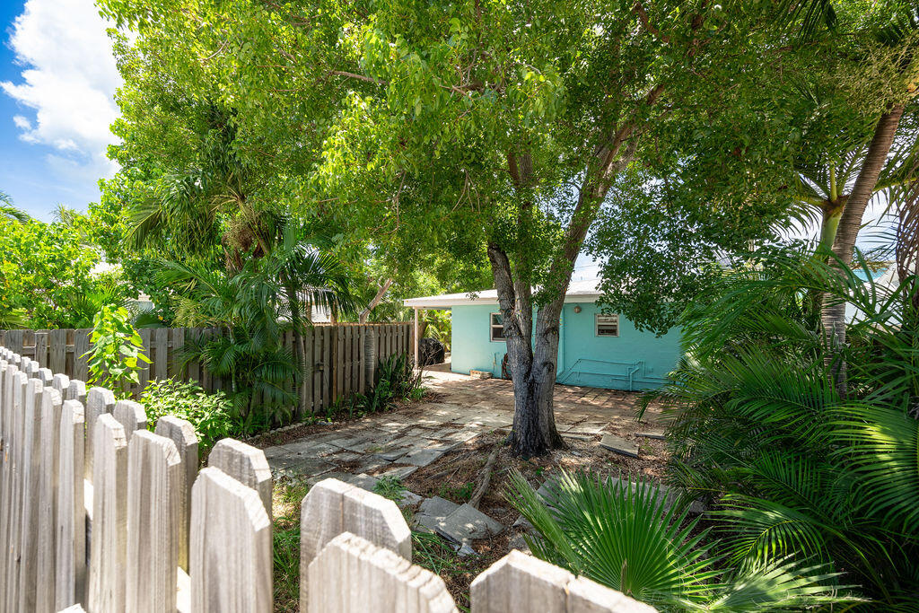 2309 Patterson Avenue