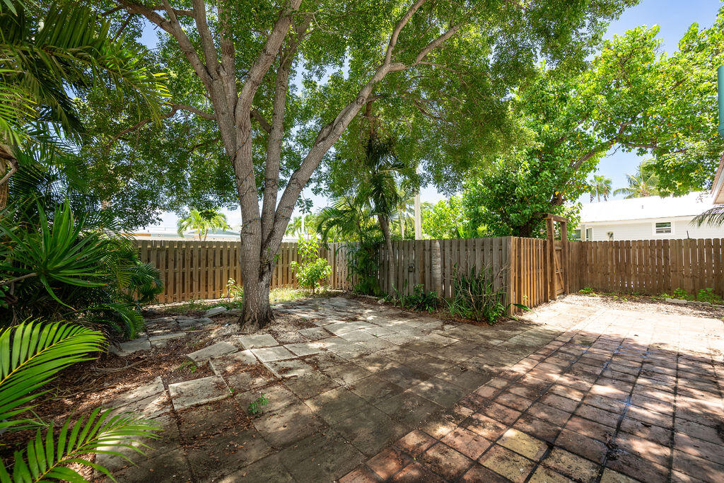 2309 Patterson Avenue