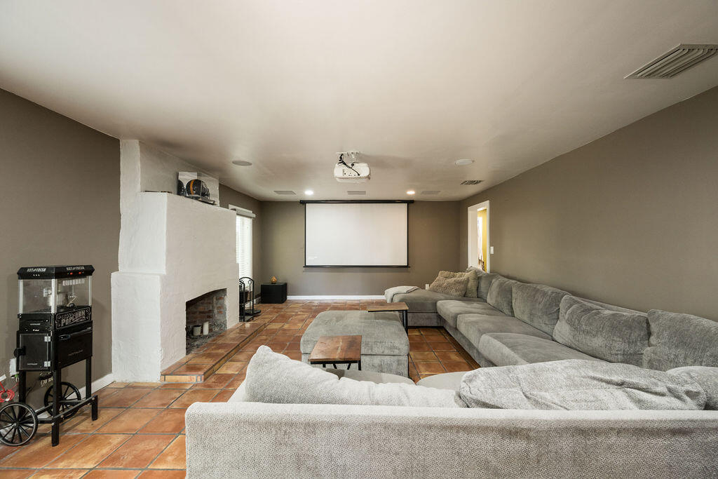 2309 Patterson Avenue