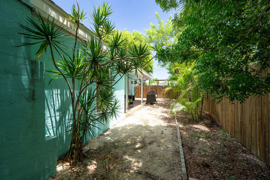 2309 Patterson Avenue
