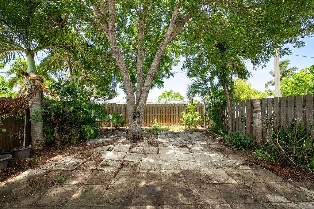 2309 Patterson Avenue