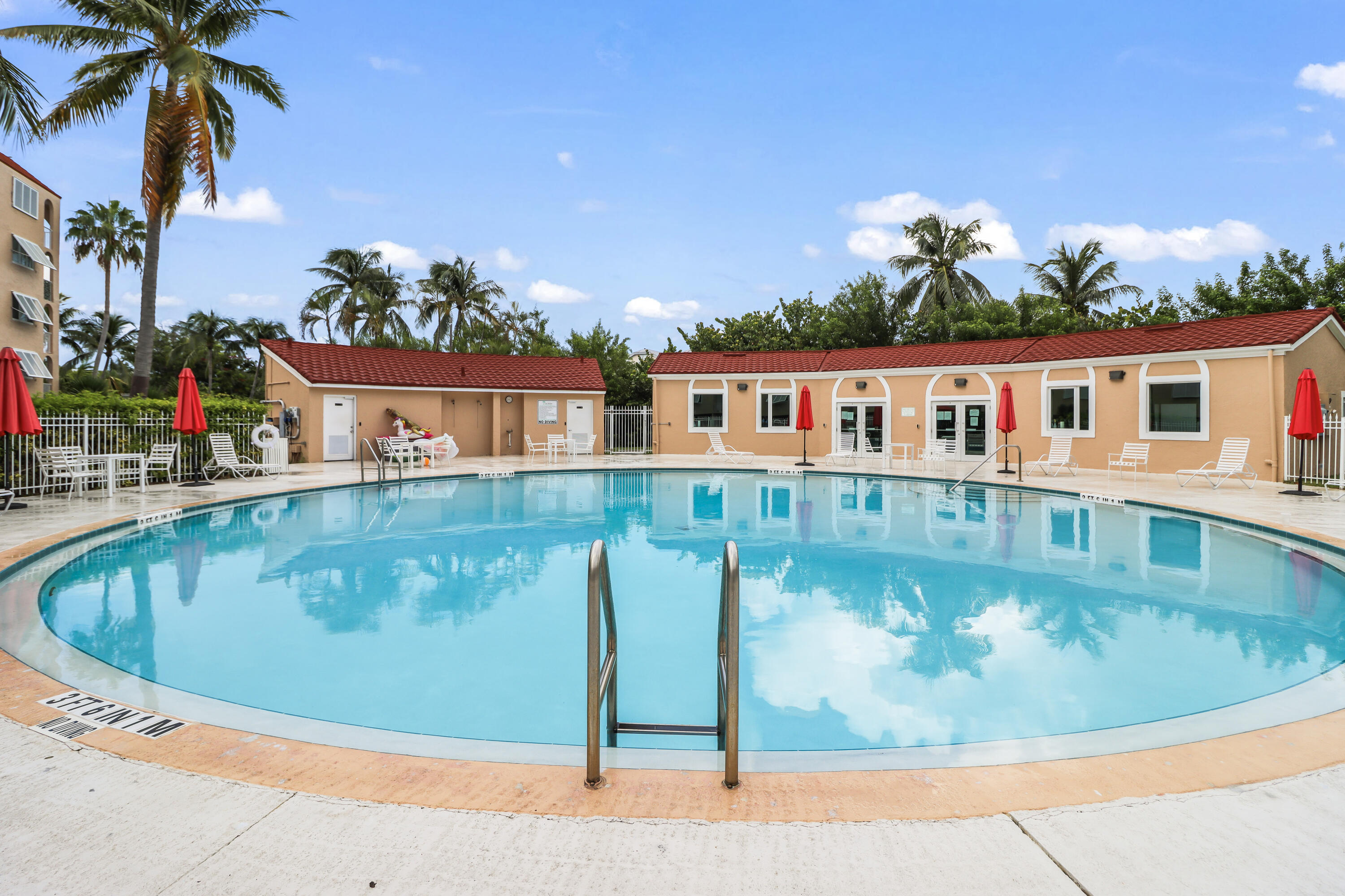3930 S Roosevelt Boulevard Unit: S311