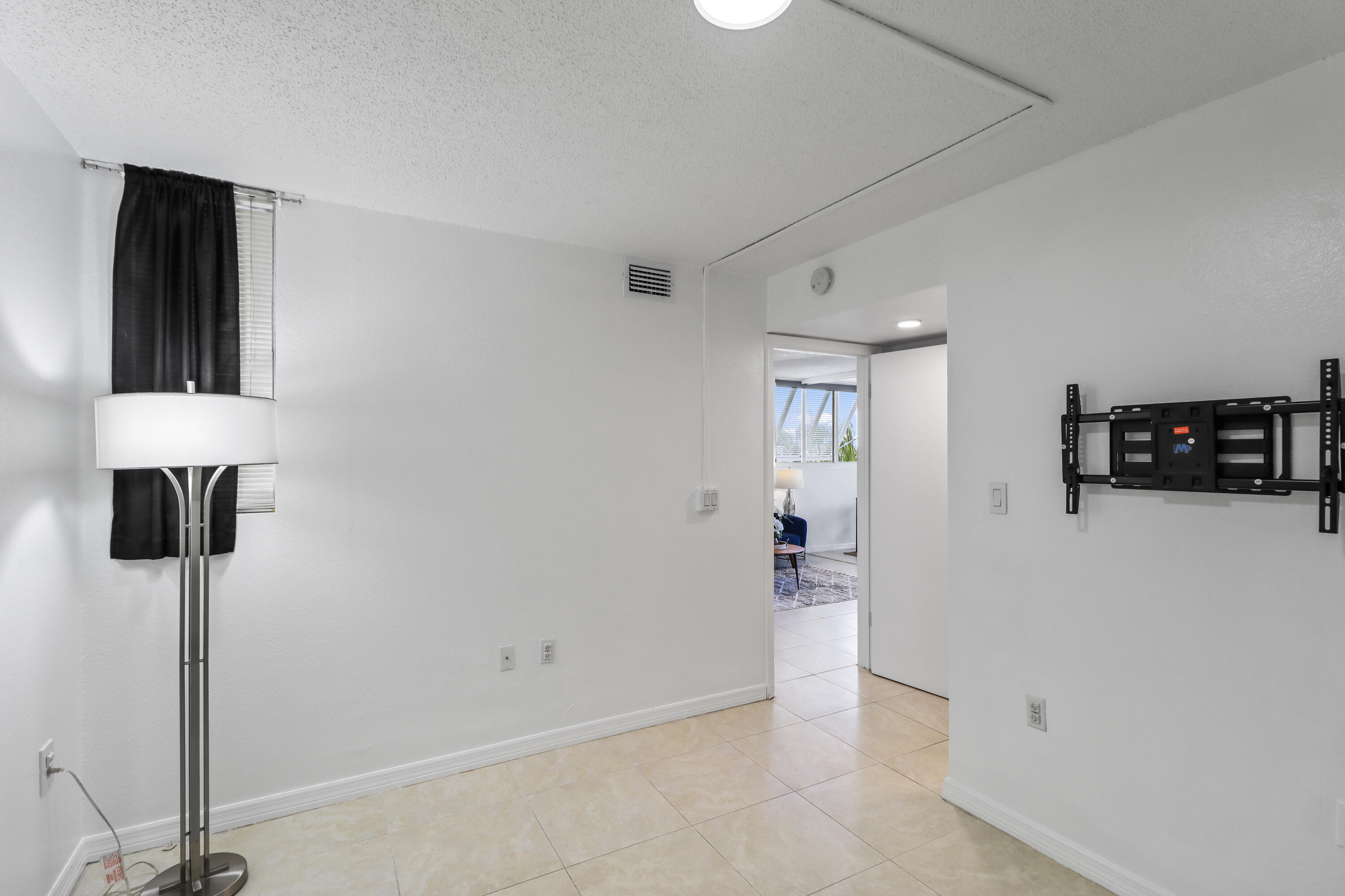 3930 S Roosevelt Boulevard Unit: S311