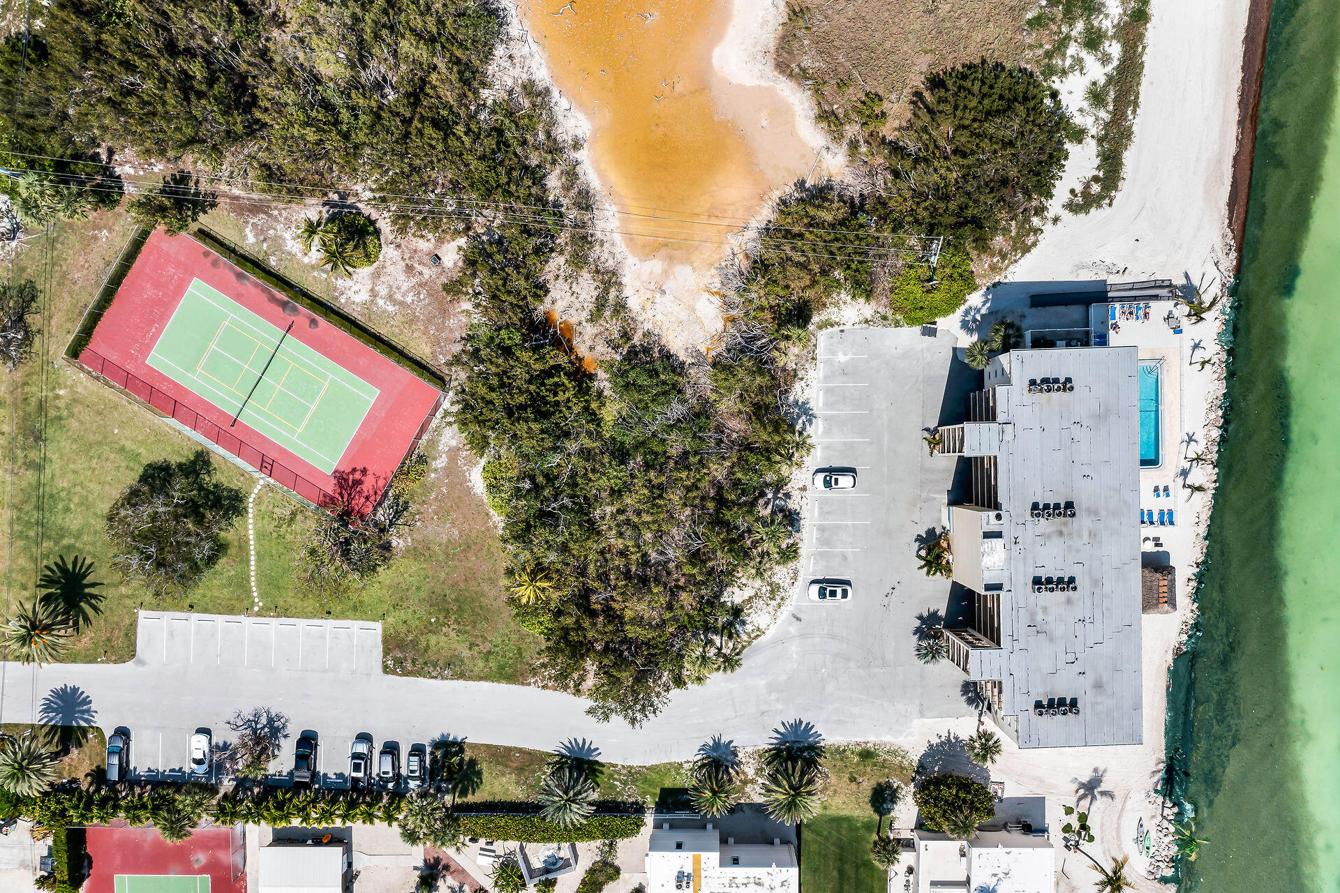 135 Coco Plum Drive Unit: 4B