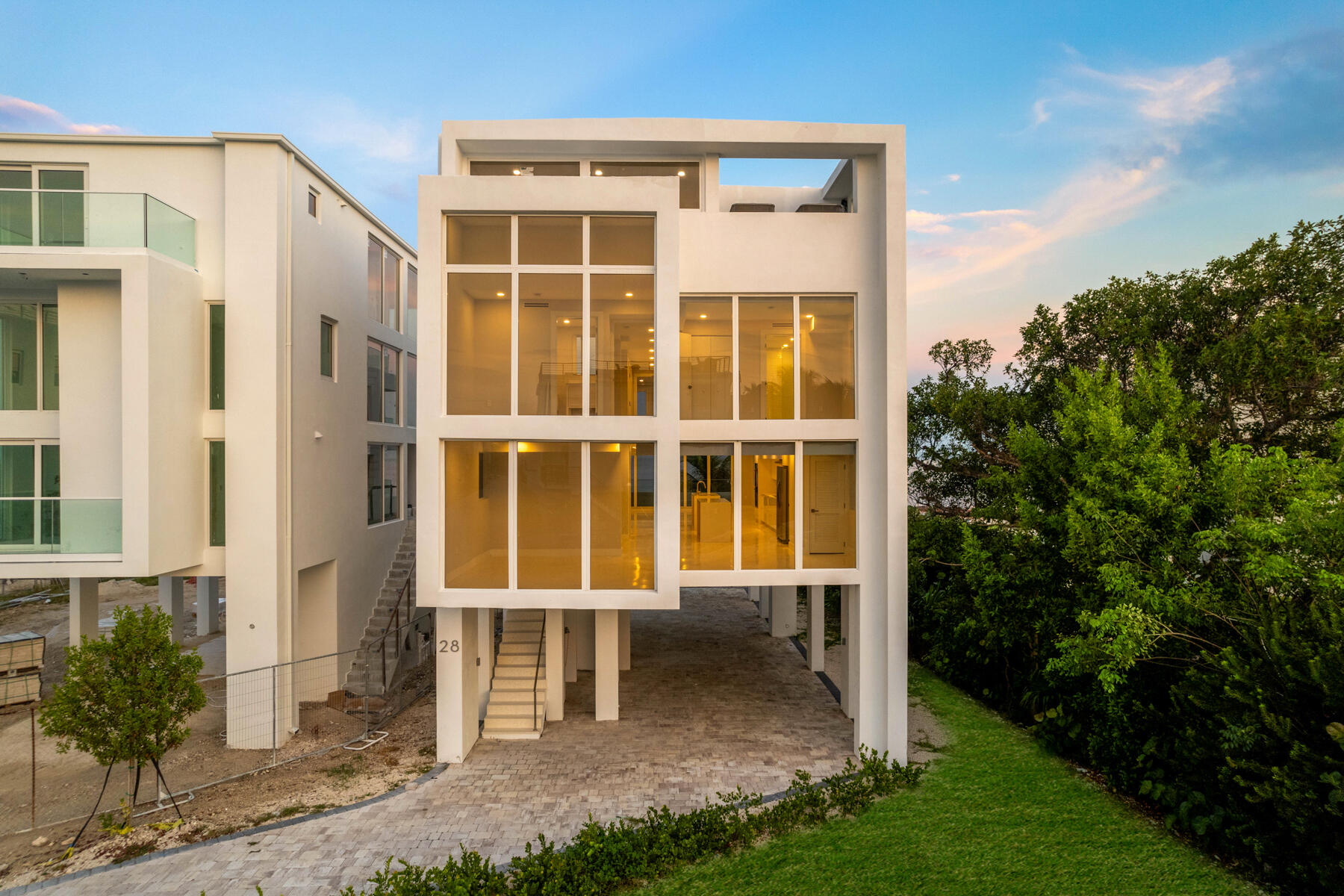 94825 Overseas Highway Unit: 28