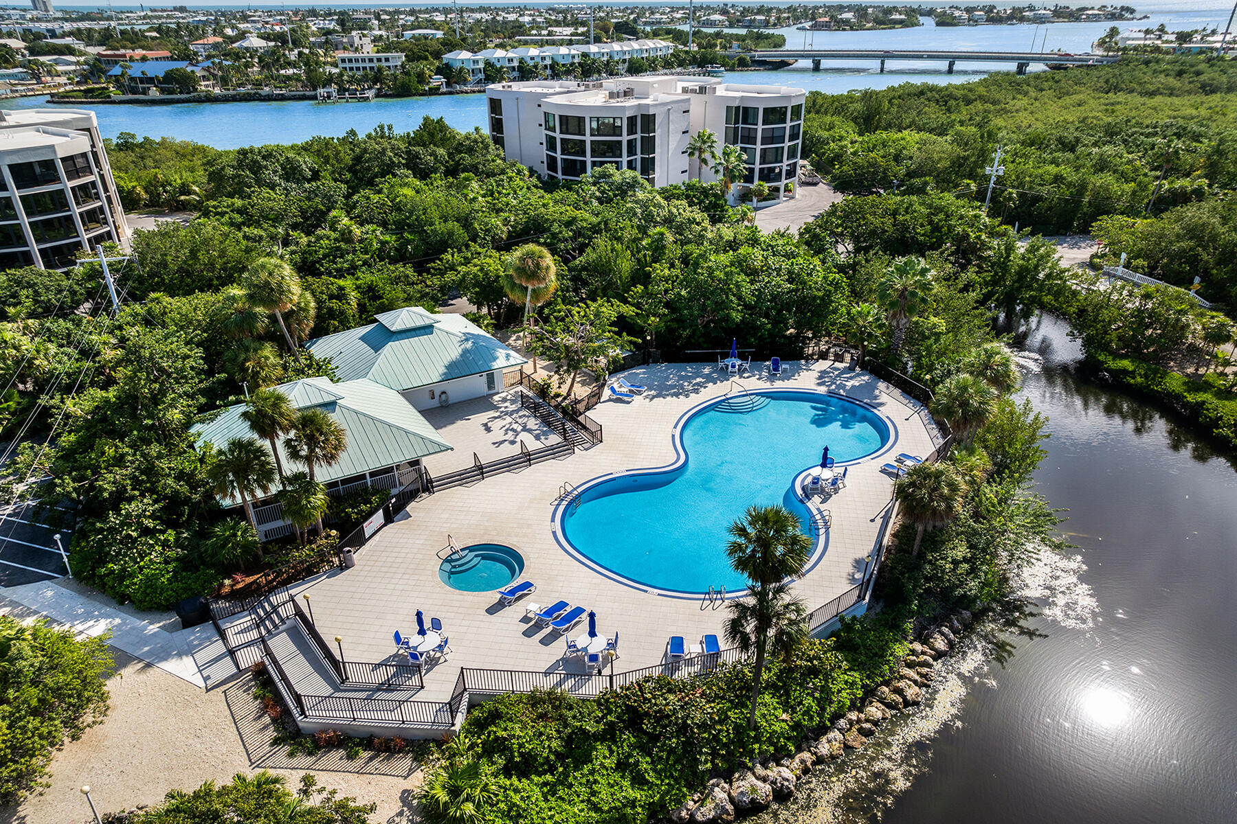 6101 Gulf Of Mexico Boulevard Unit: 101