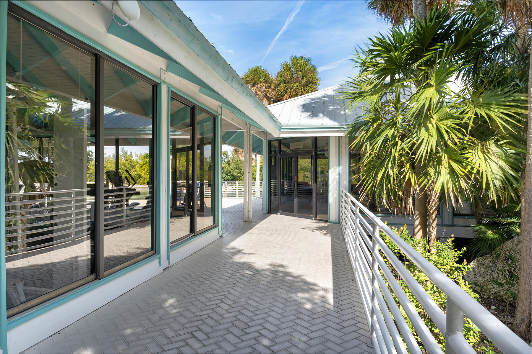 6101 Gulf Of Mexico Boulevard Unit: 101