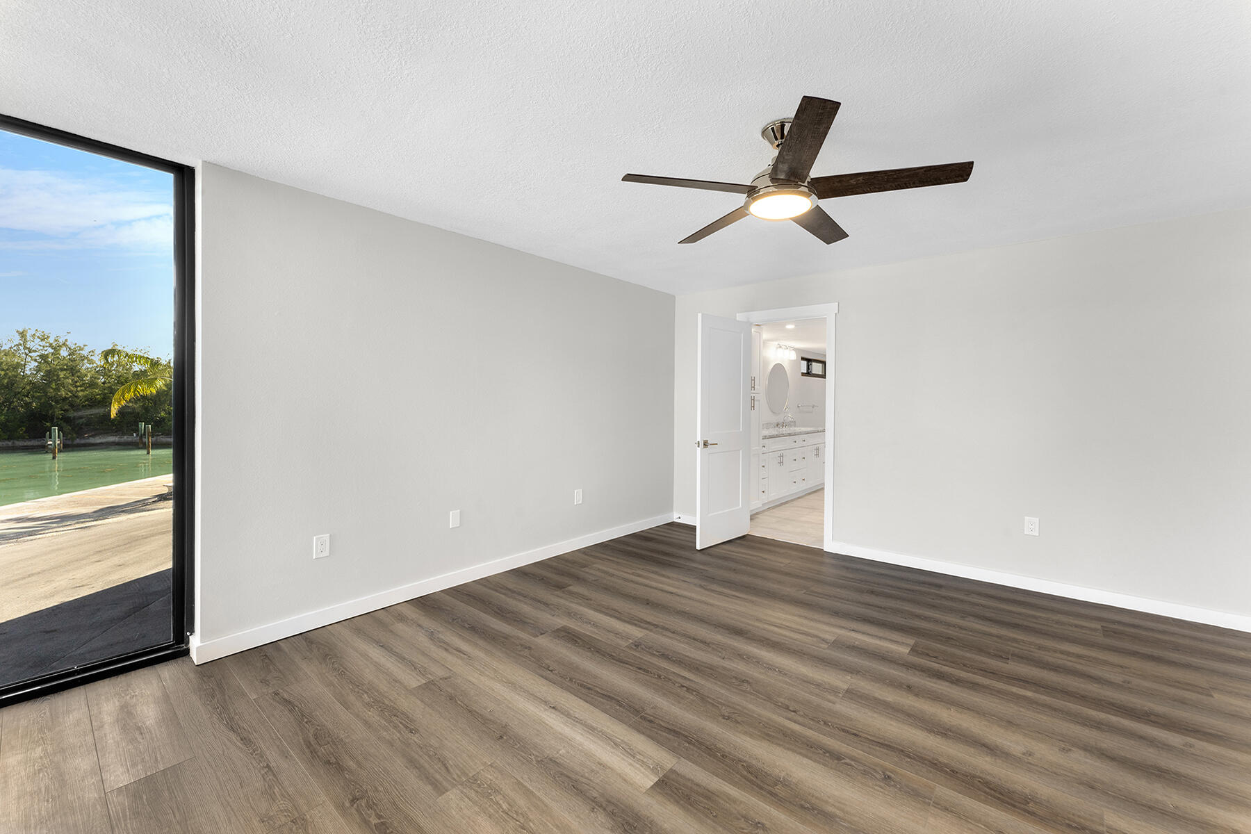 6101 Gulf Of Mexico Boulevard Unit: 101