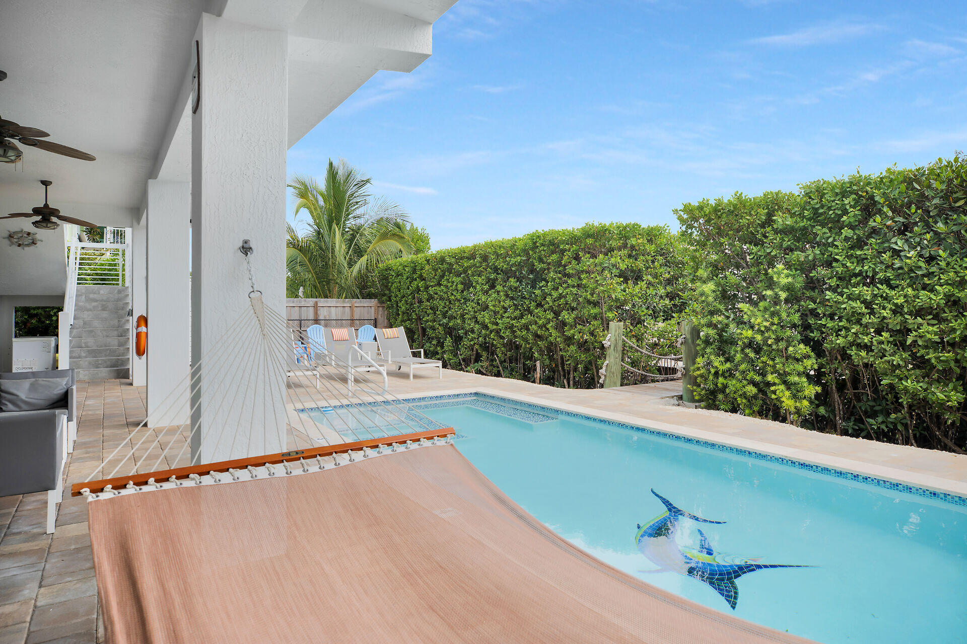 211 E Bruce Court
