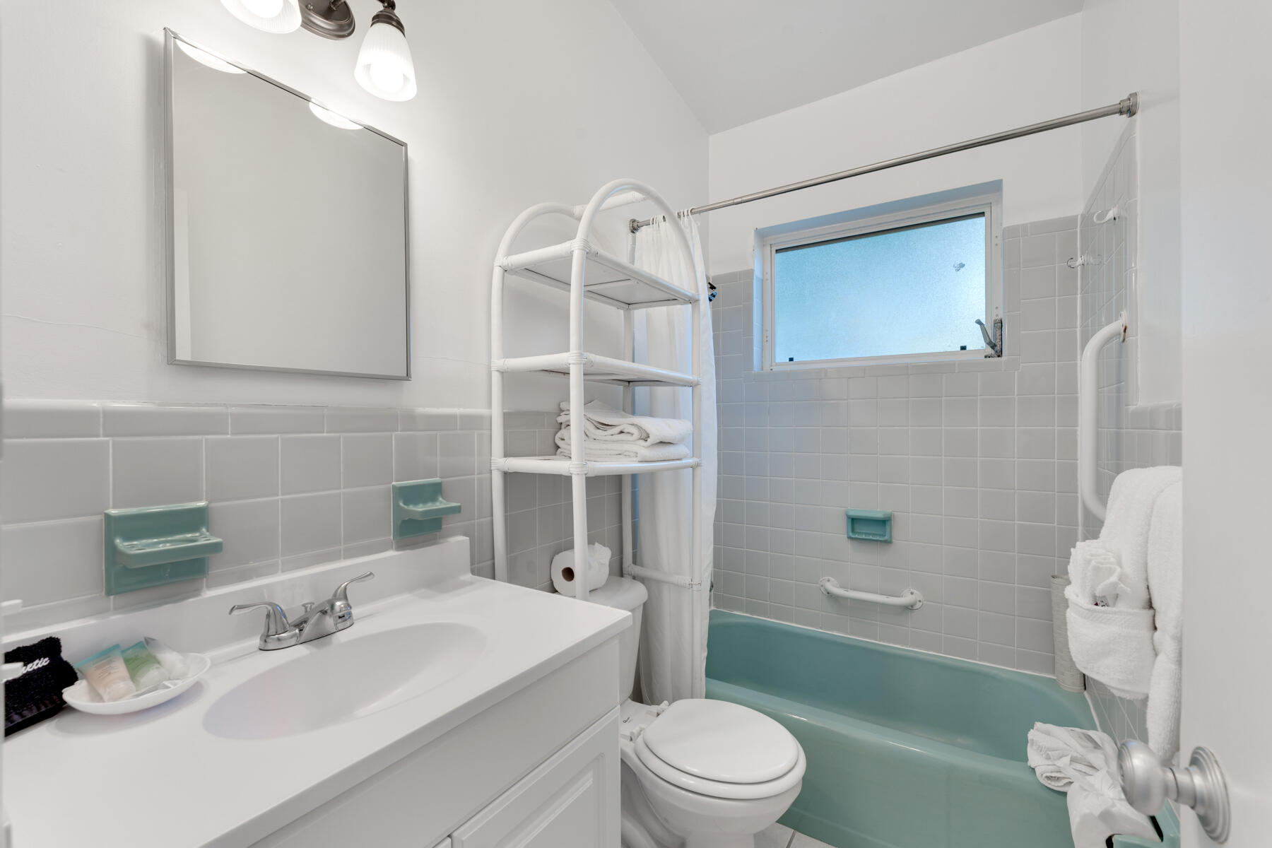 81200 Overseas Highway Unit: 5, 6