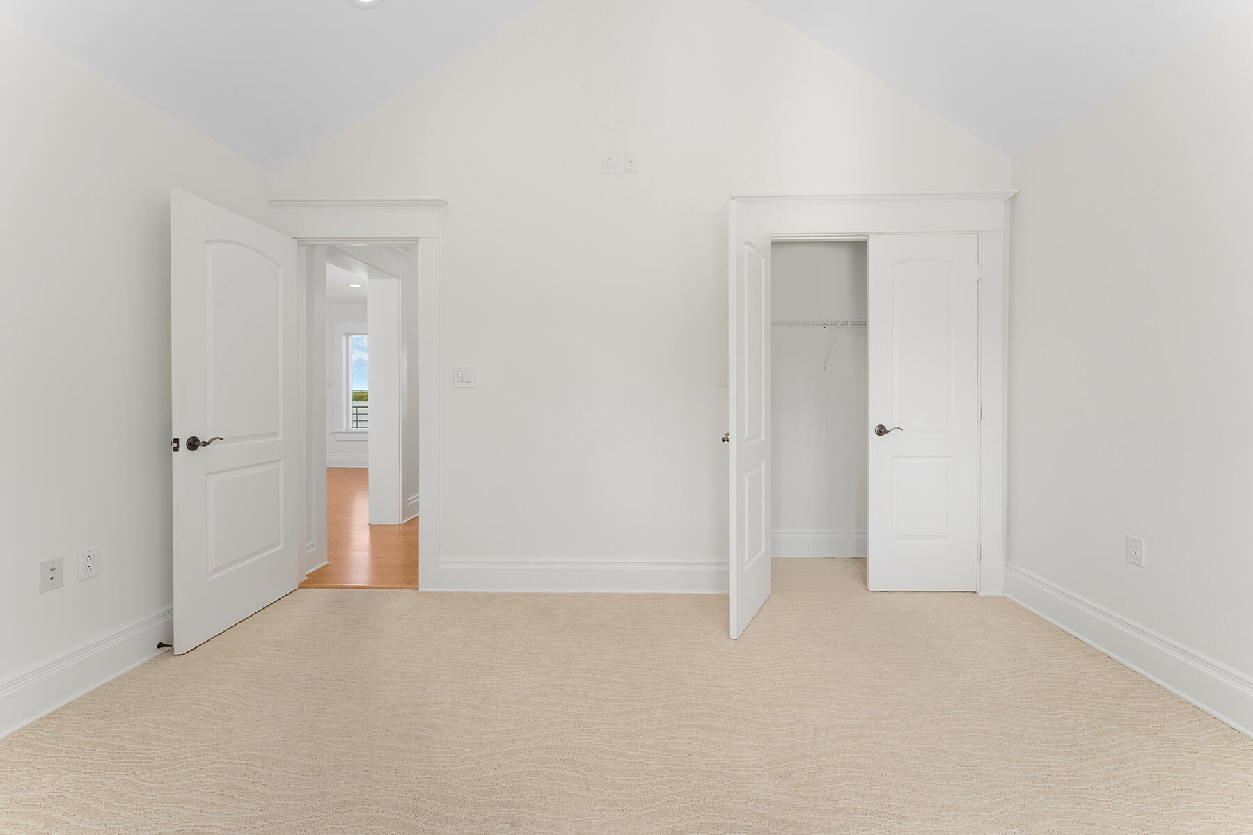 39 Cannon Royal Drive