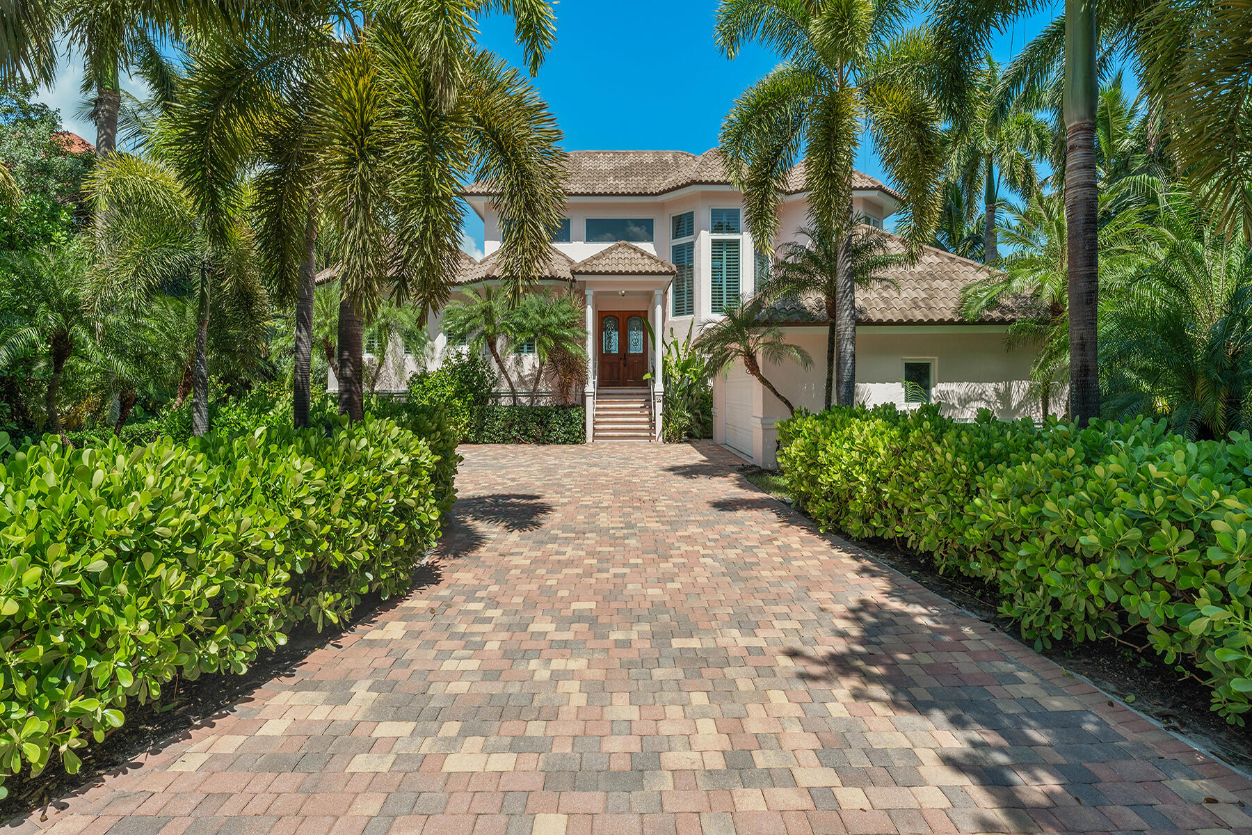 39 Cannon Royal Drive