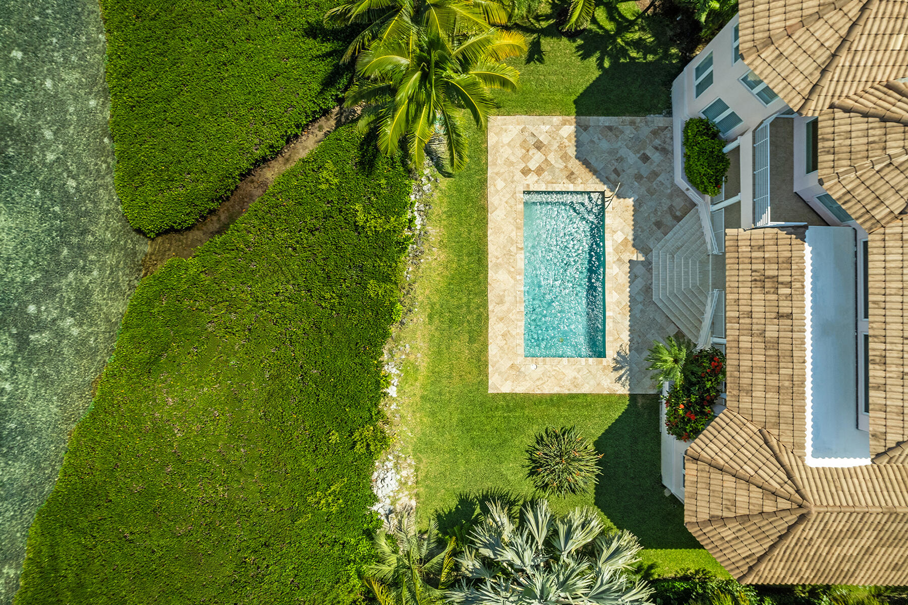 39 Cannon Royal Drive