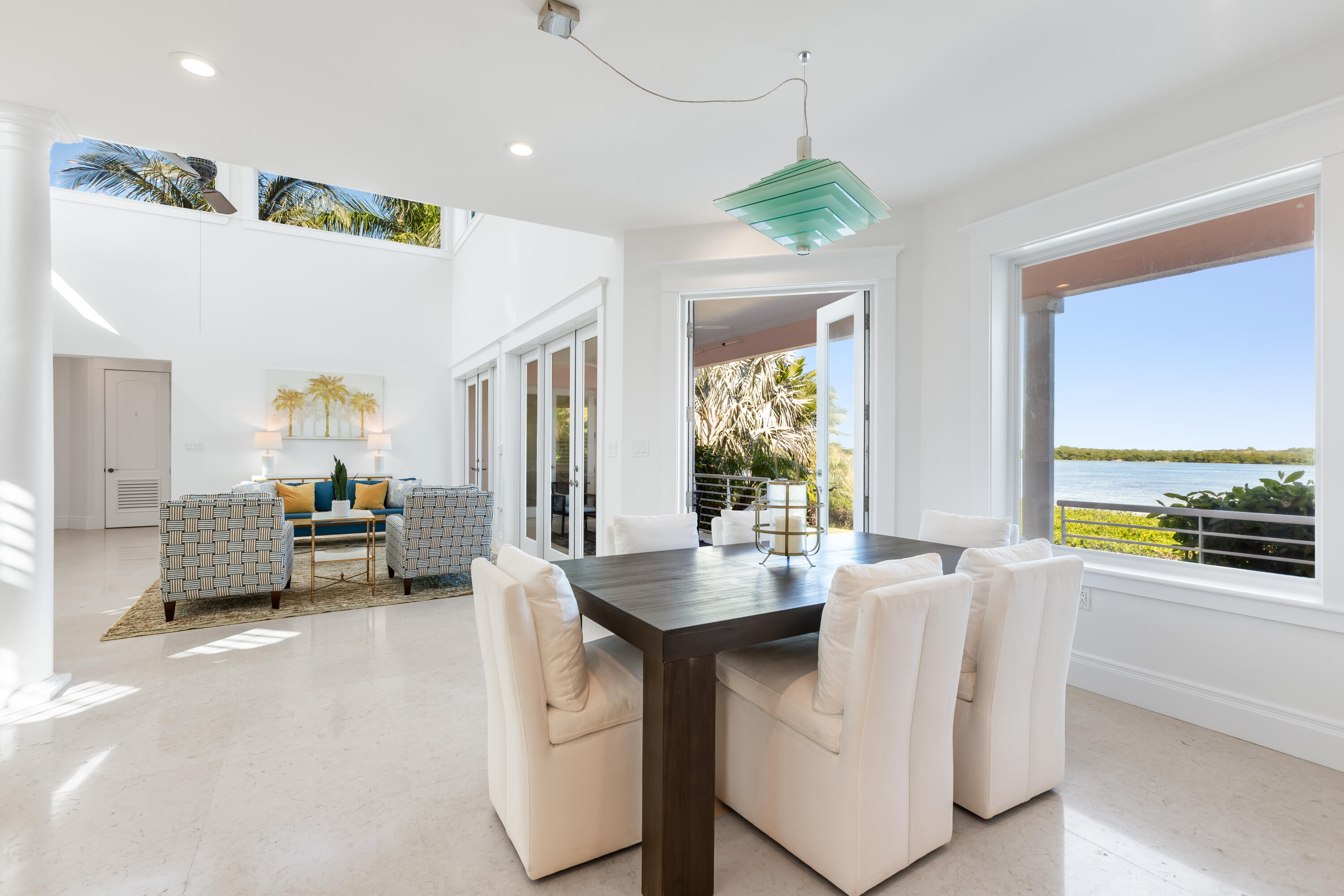 39 Cannon Royal Drive