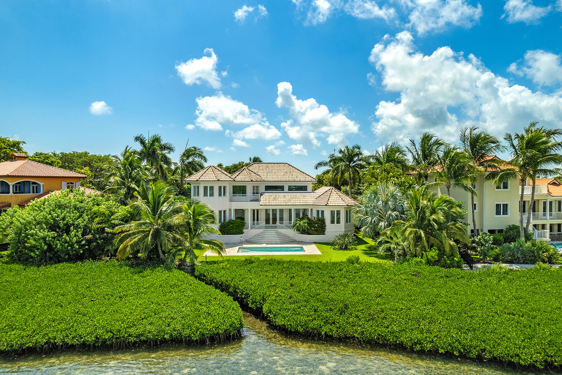 39 Cannon Royal Drive