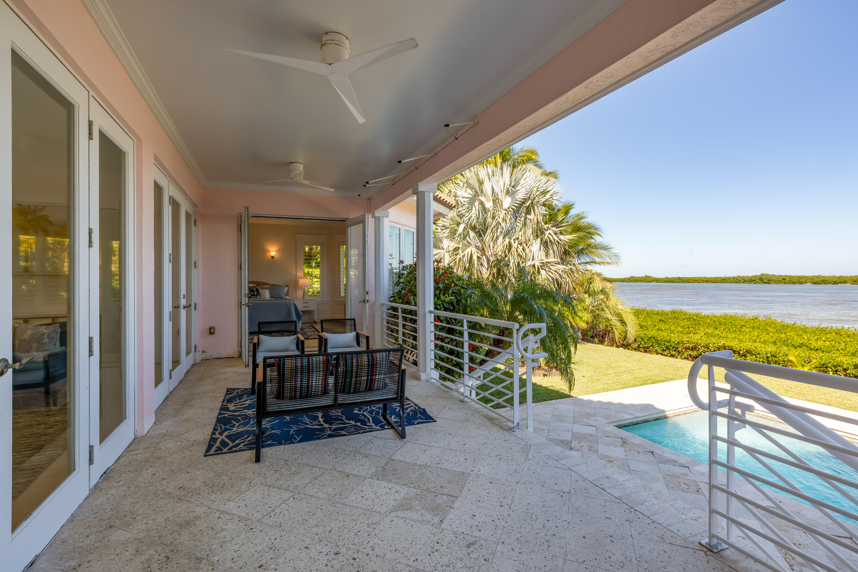 39 Cannon Royal Drive