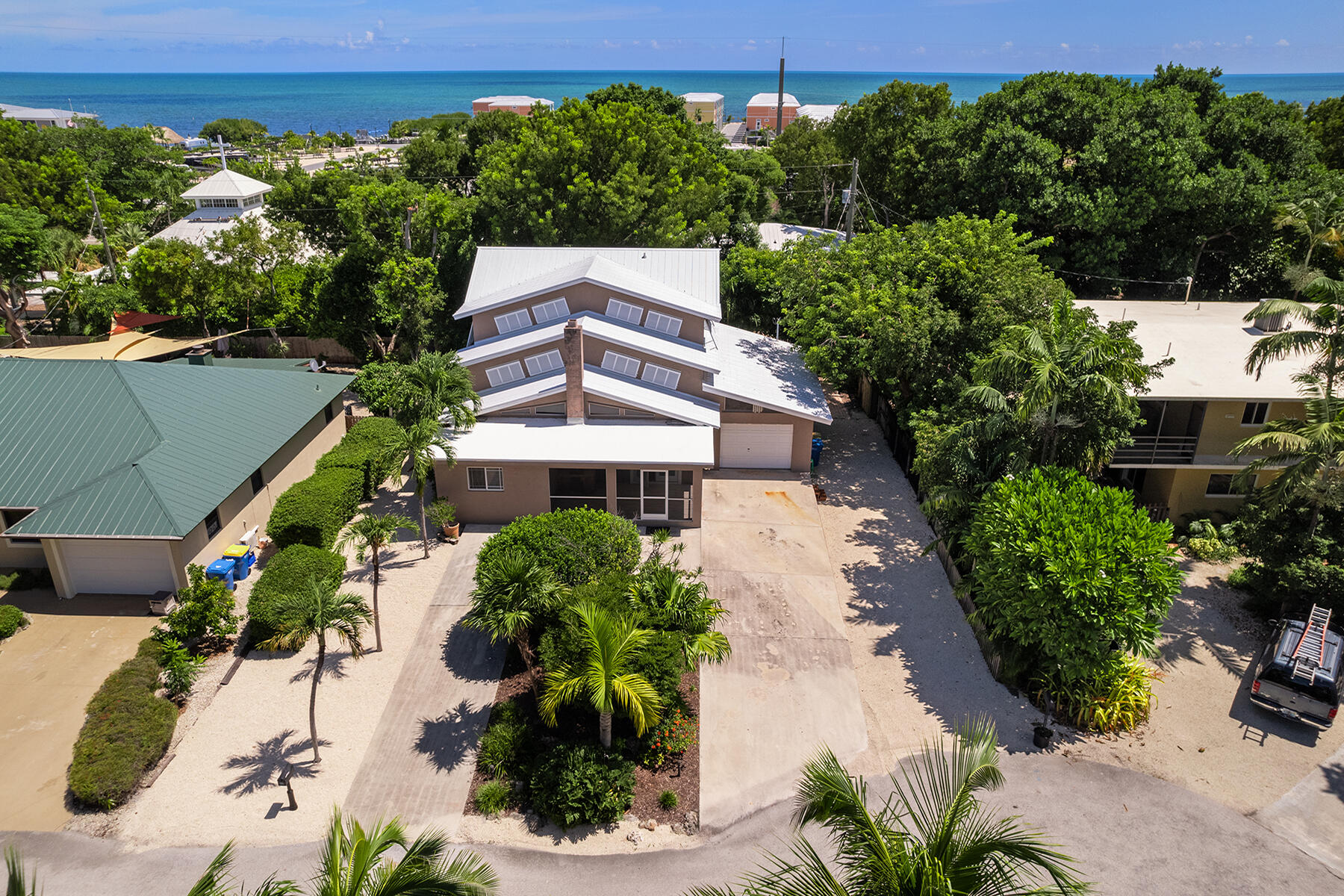 121 Gumbo Limbo Road